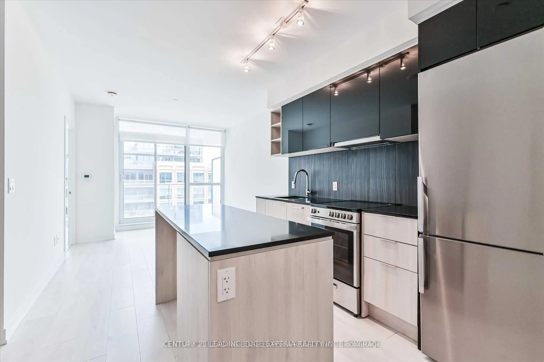 31 Tippett Road #658
