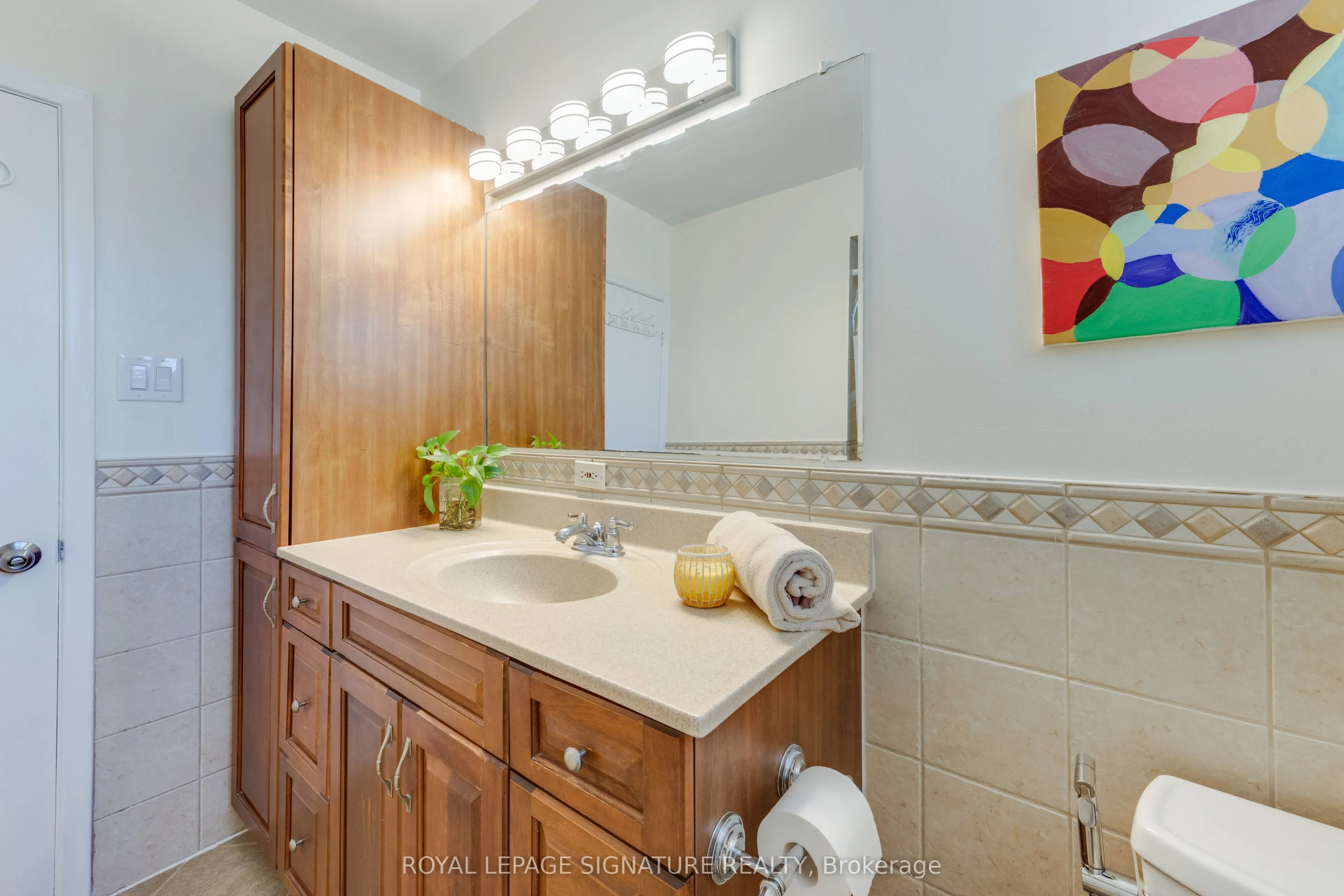 8 Bellbury Crescent