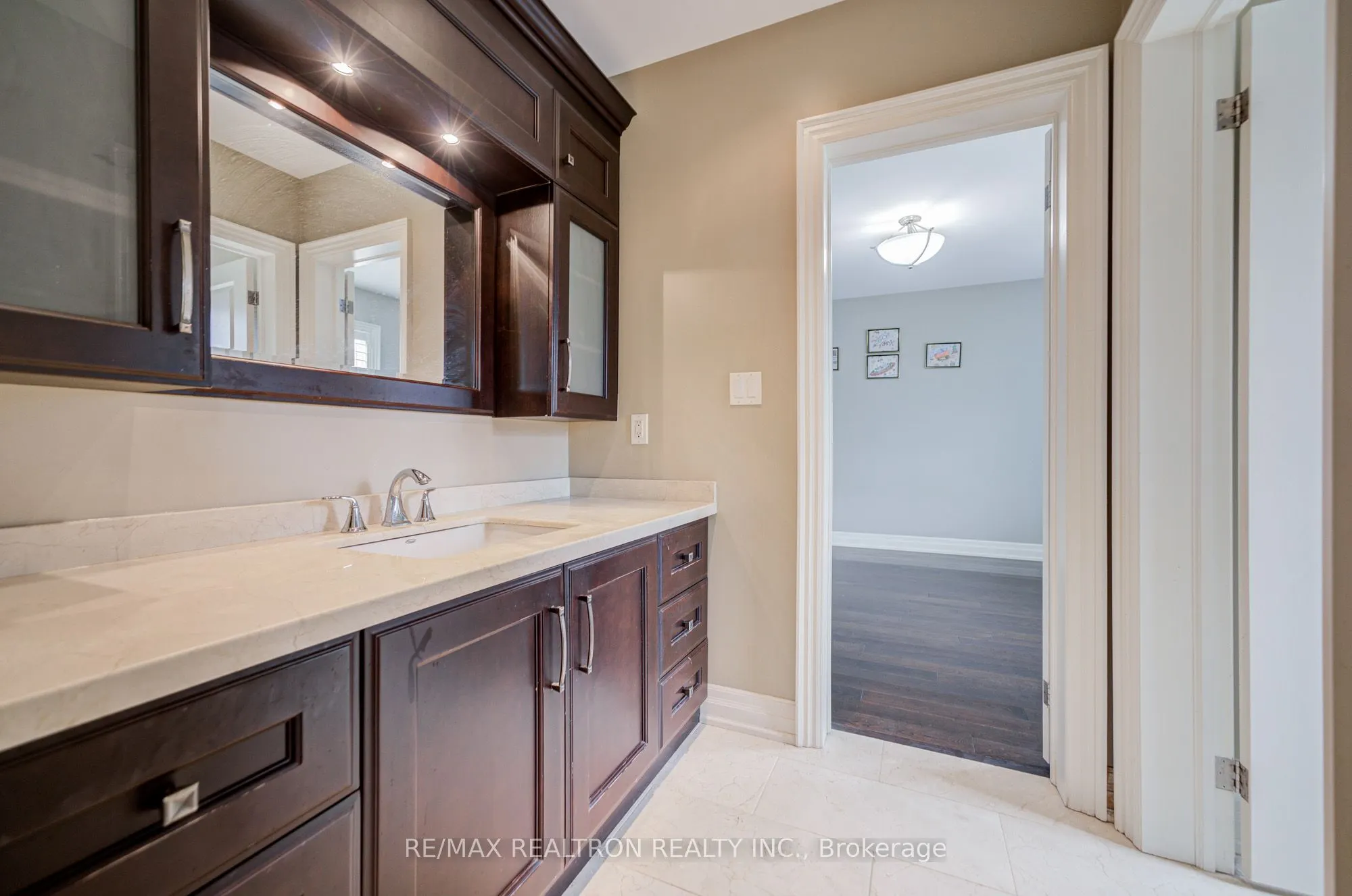 326B Horsham Avenue