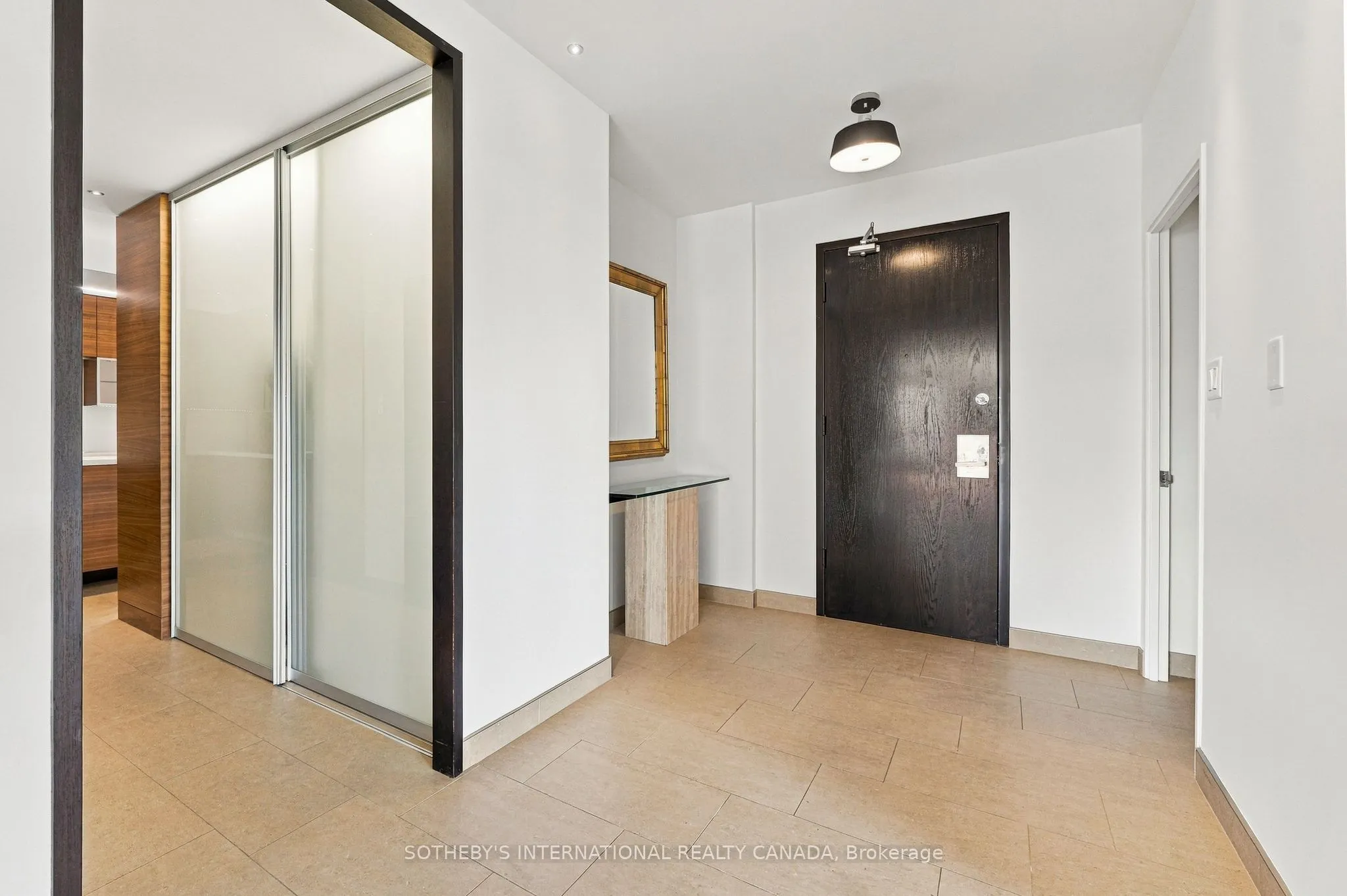 1132 Bay Street #801
