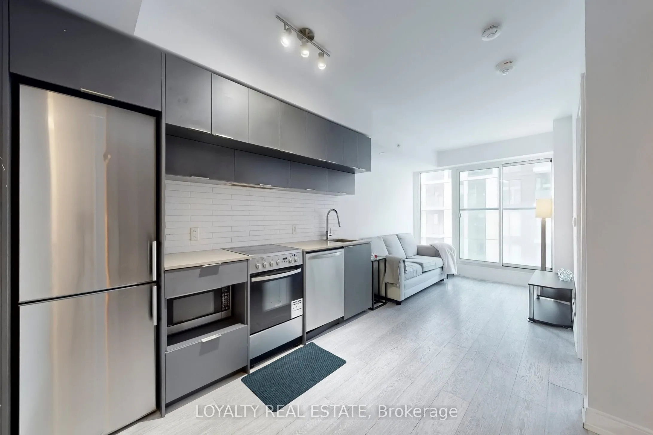 181 Dundas Street E #1701