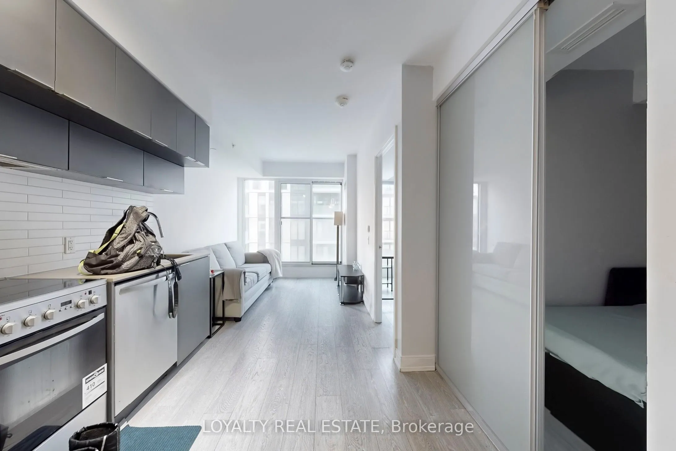 181 Dundas Street E #1701