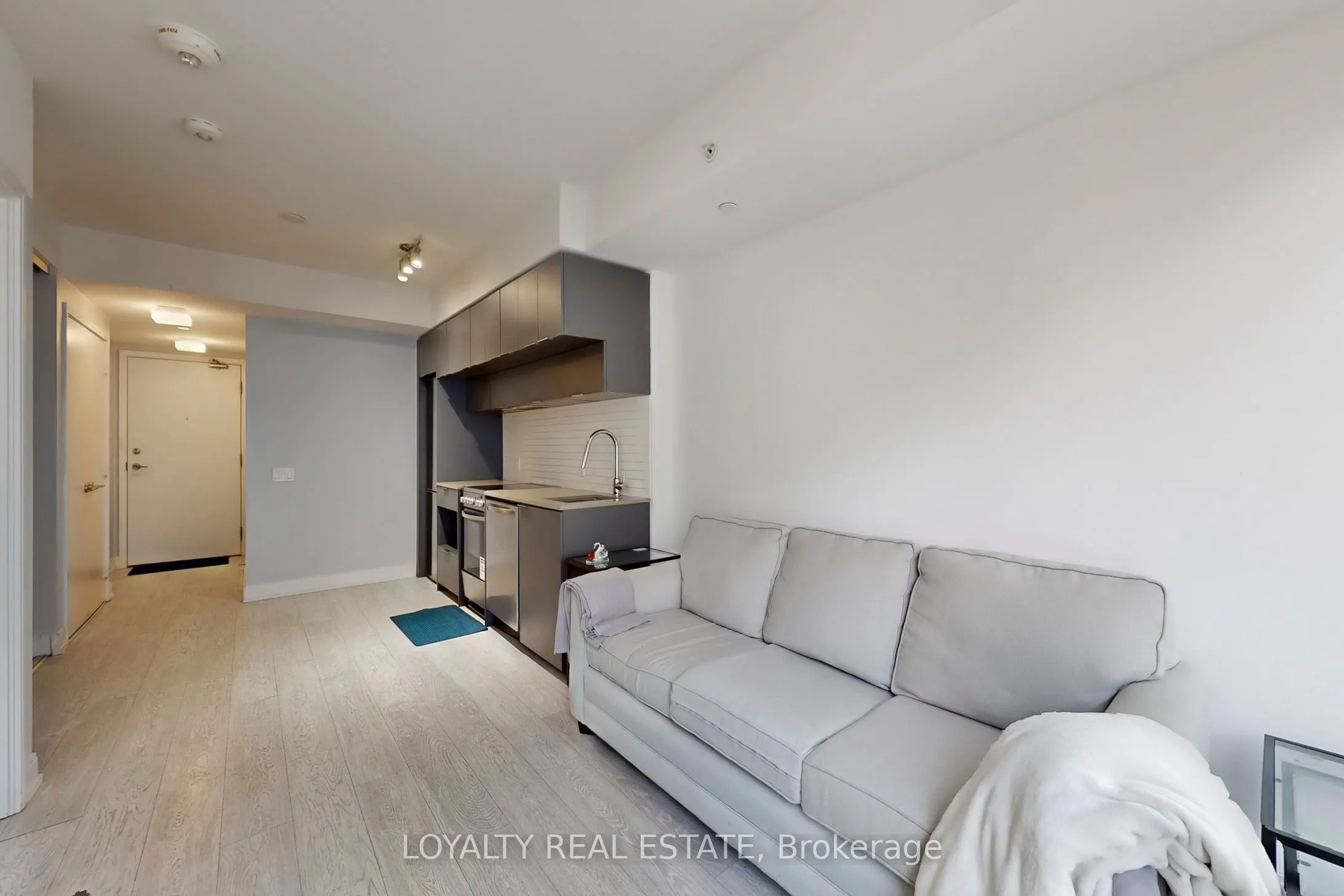 181 Dundas Street E #1701