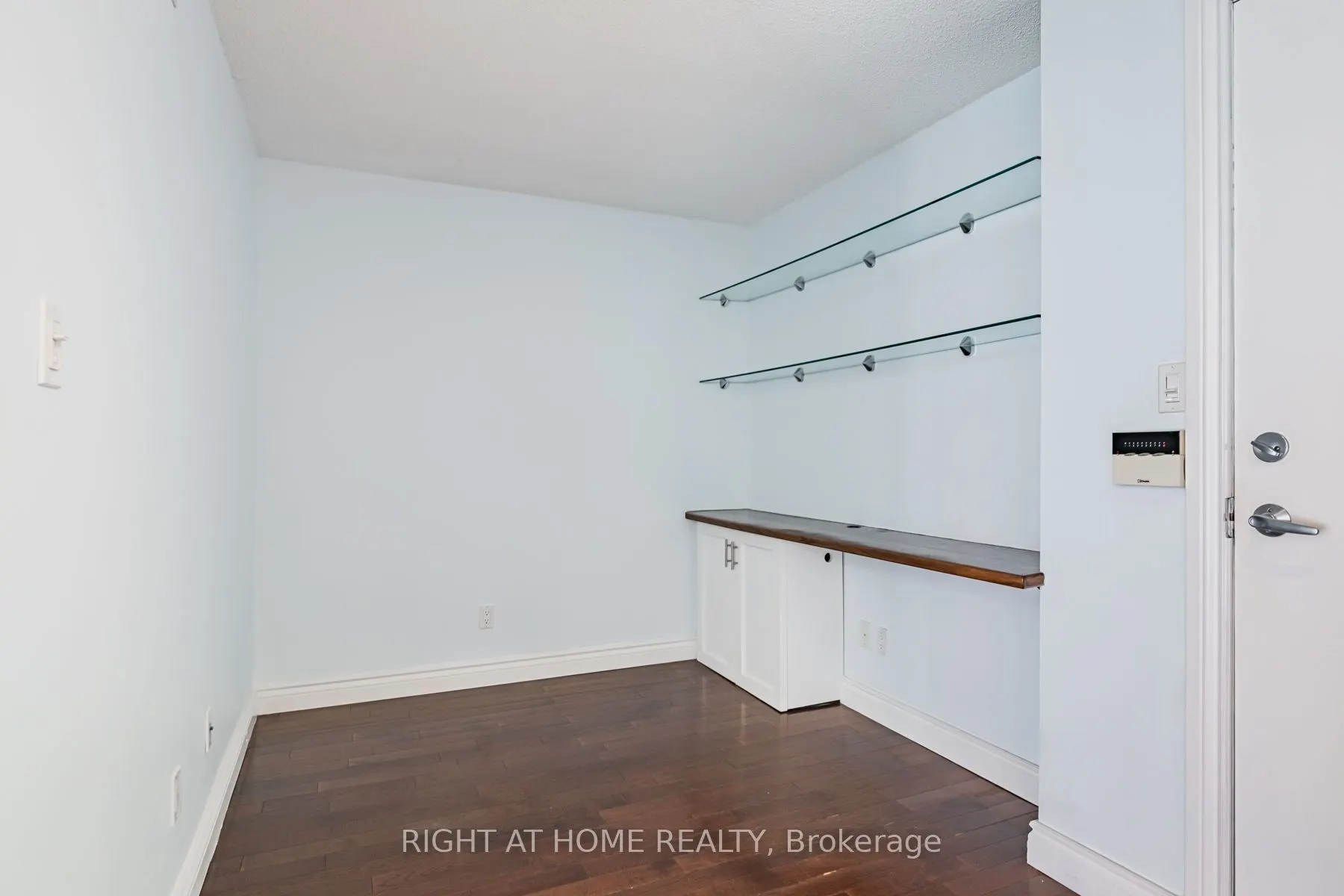 313 Richmond Street E #459