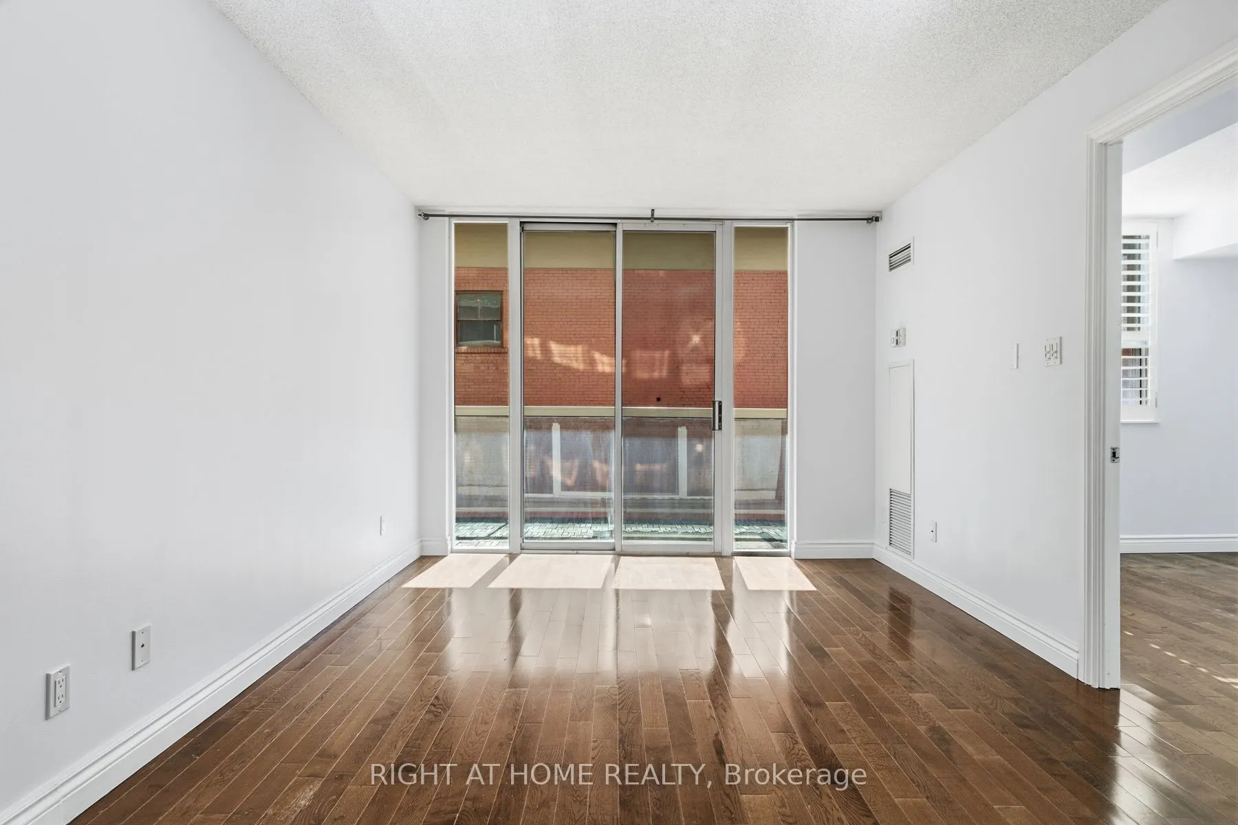 313 Richmond Street E #459
