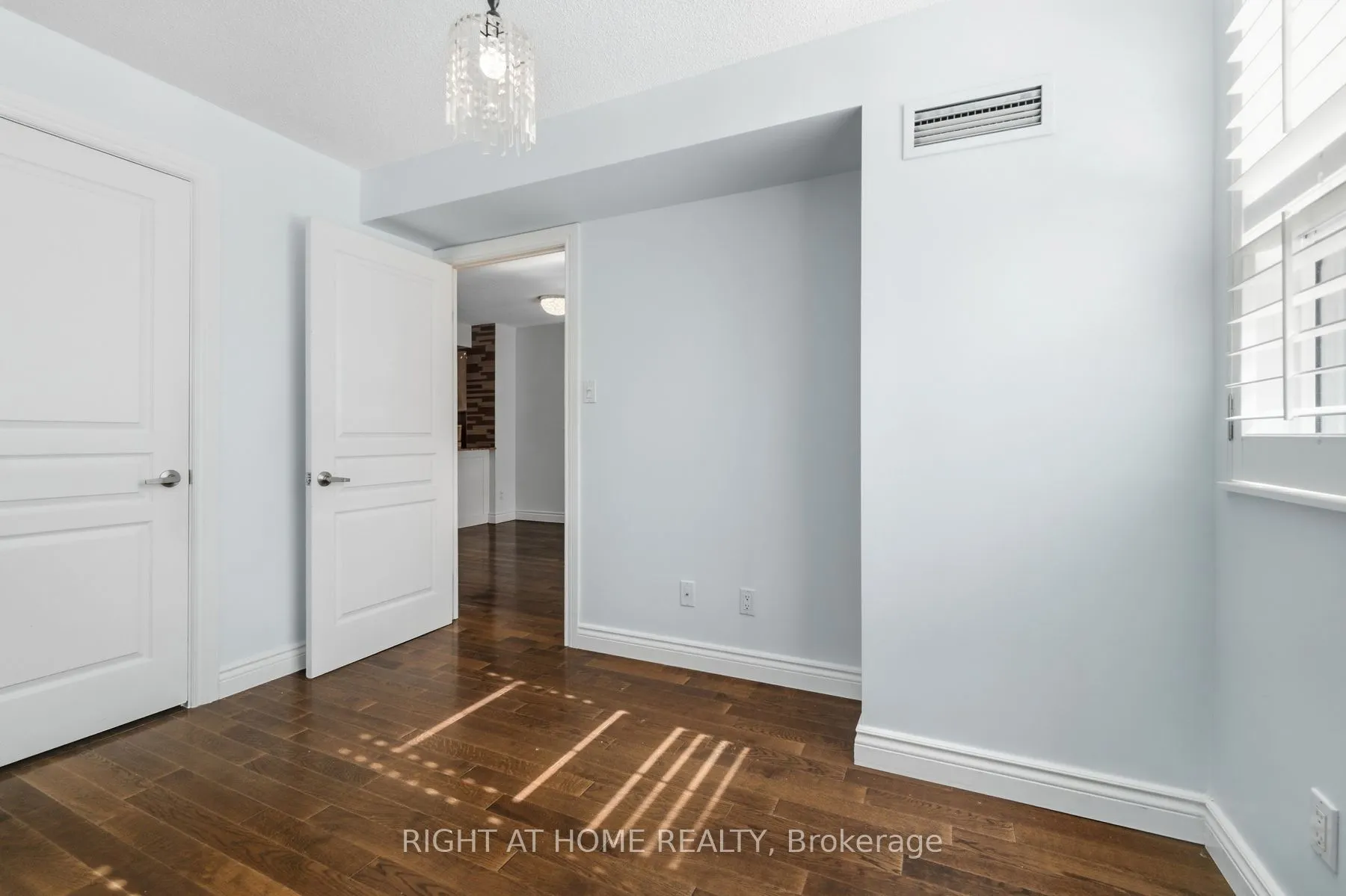 313 Richmond Street E #459