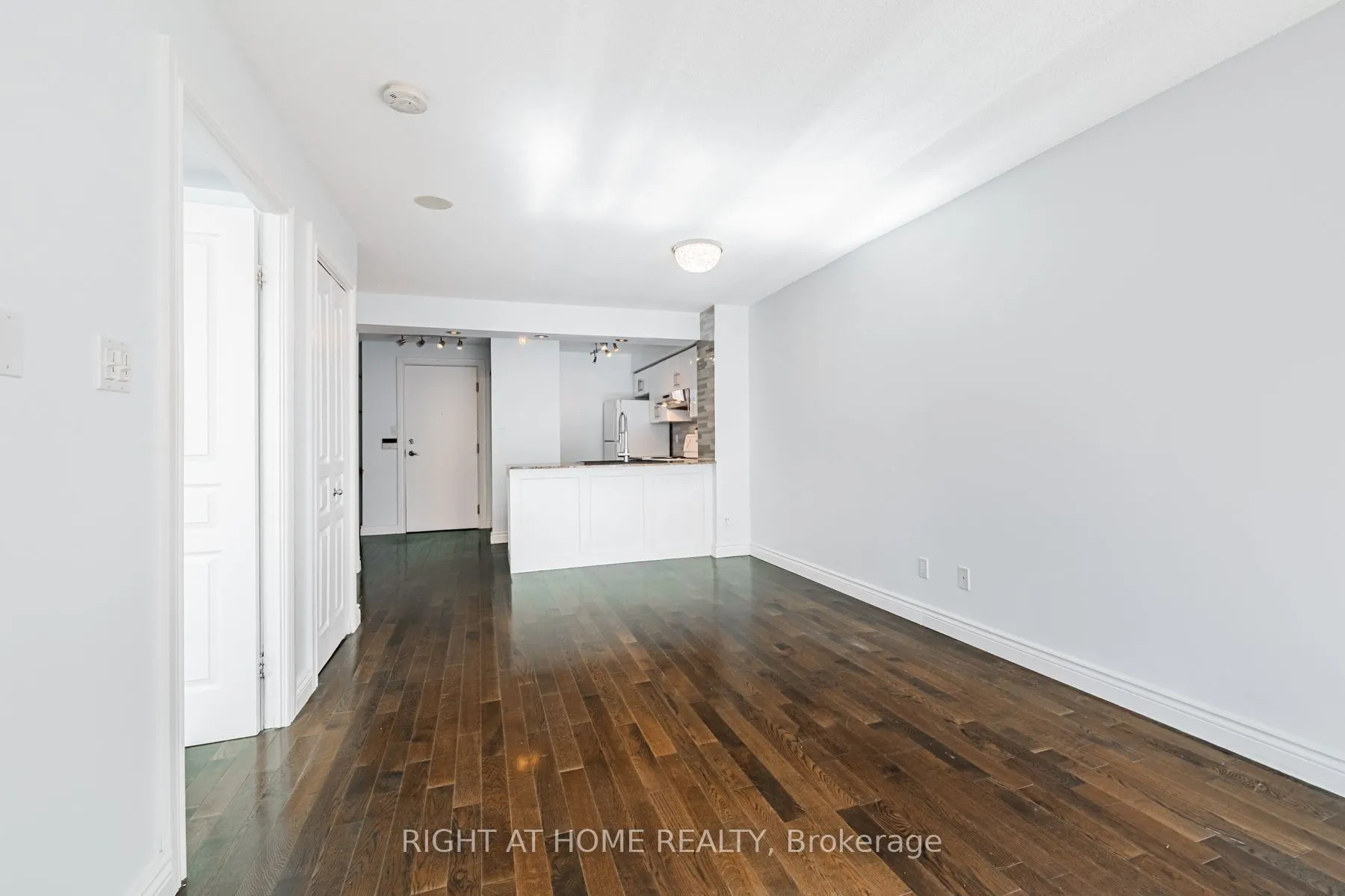 313 Richmond Street E #459