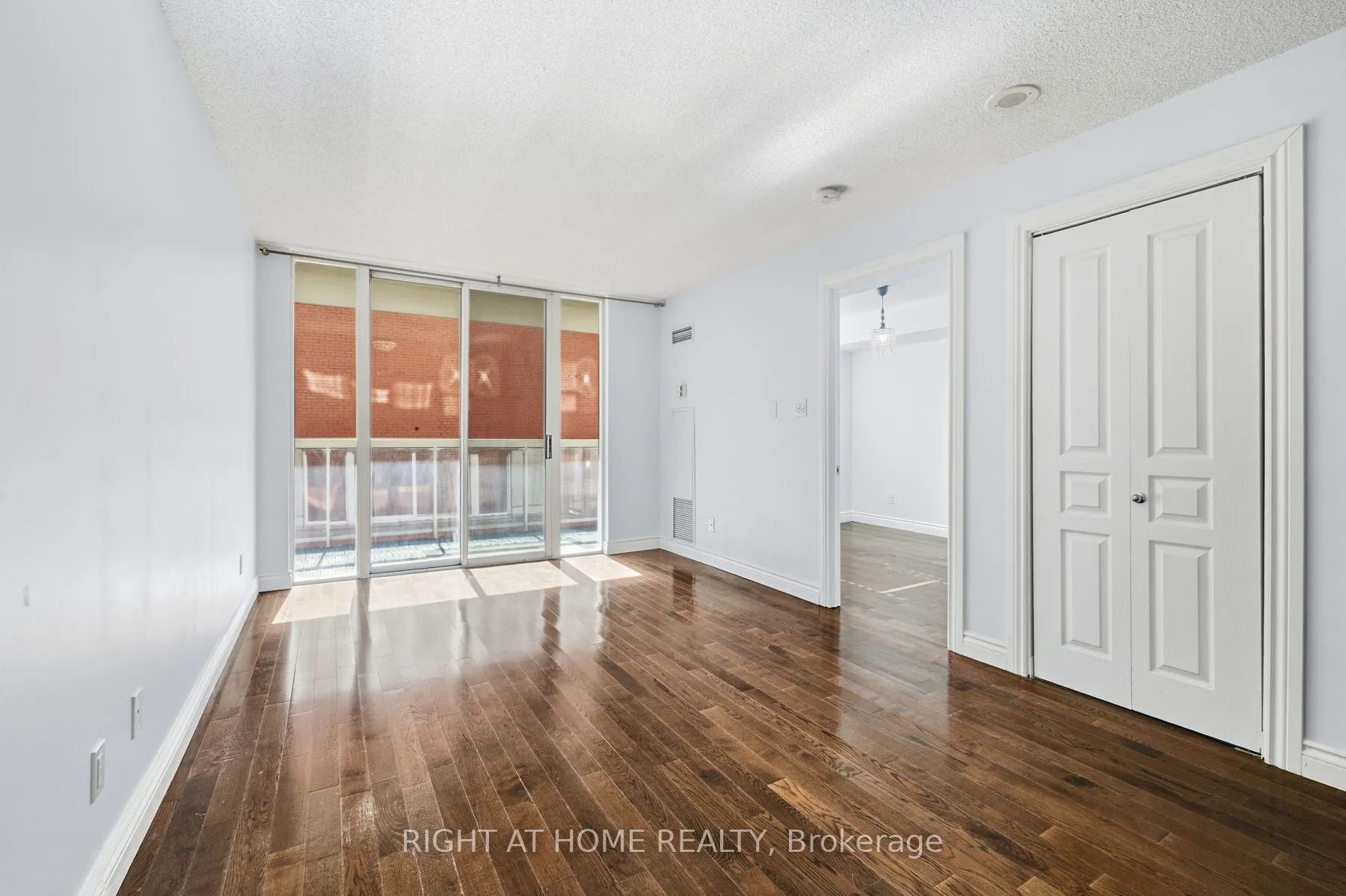313 Richmond Street E #459