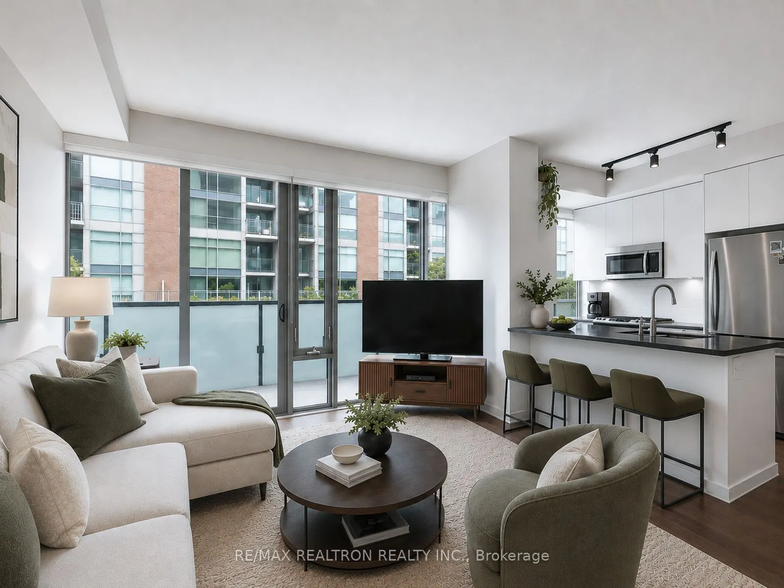 1815 Yonge Street #407