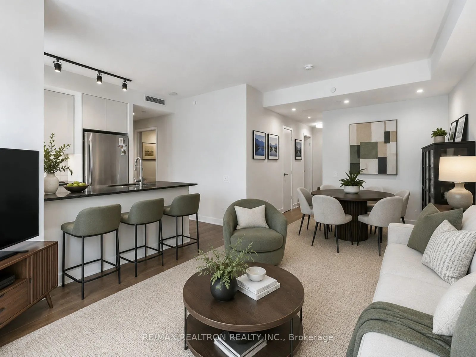 1815 Yonge Street #407