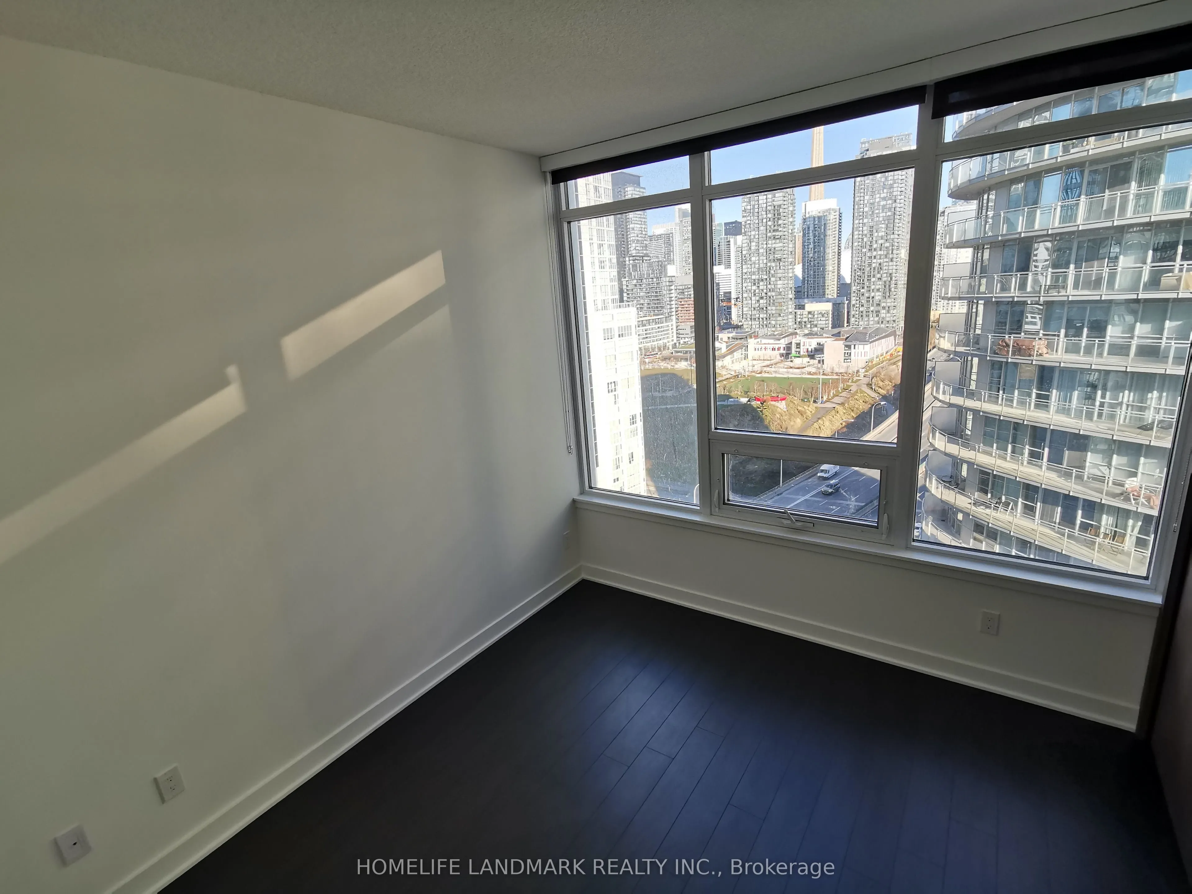 17 Bathurst Street #2115