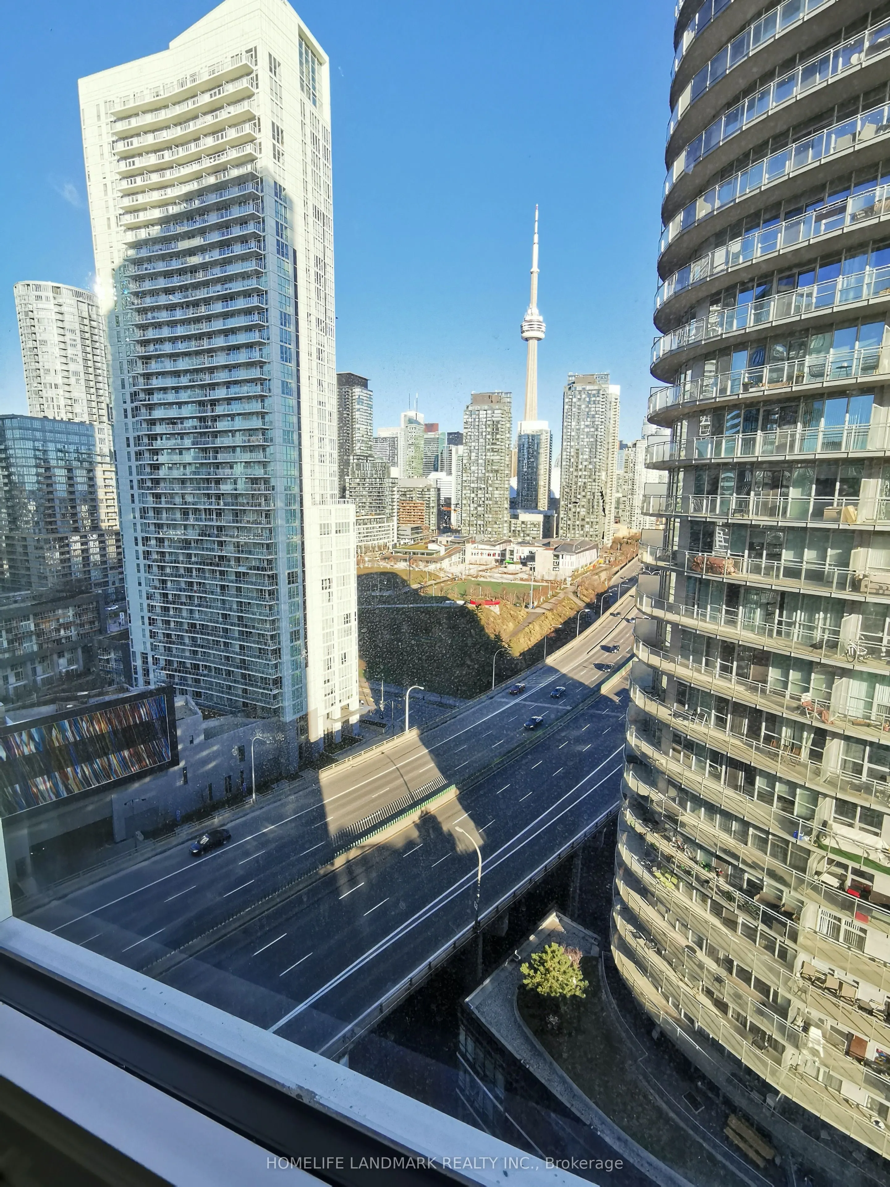 17 Bathurst Street #2115
