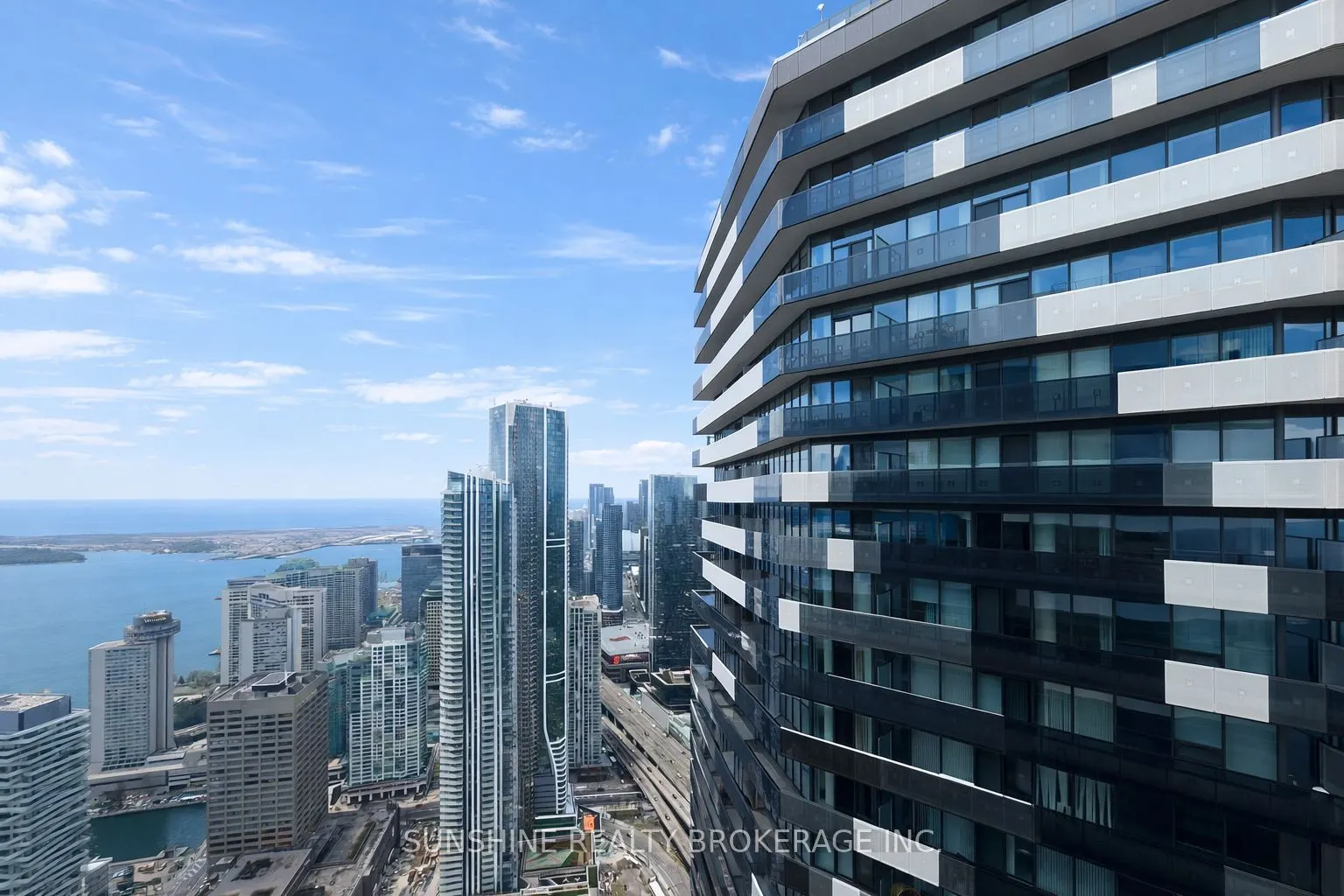 138 Downes Street #PH212