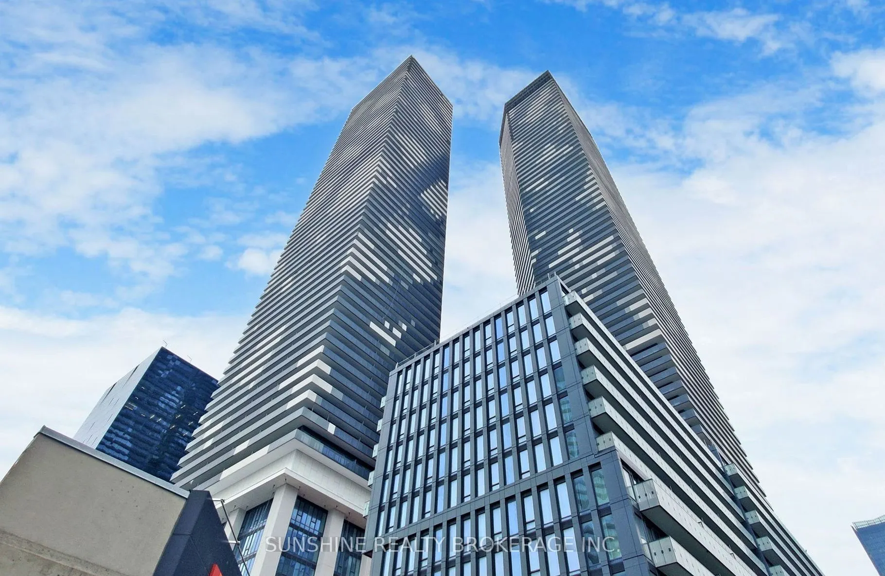 138 Downes Street #PH212