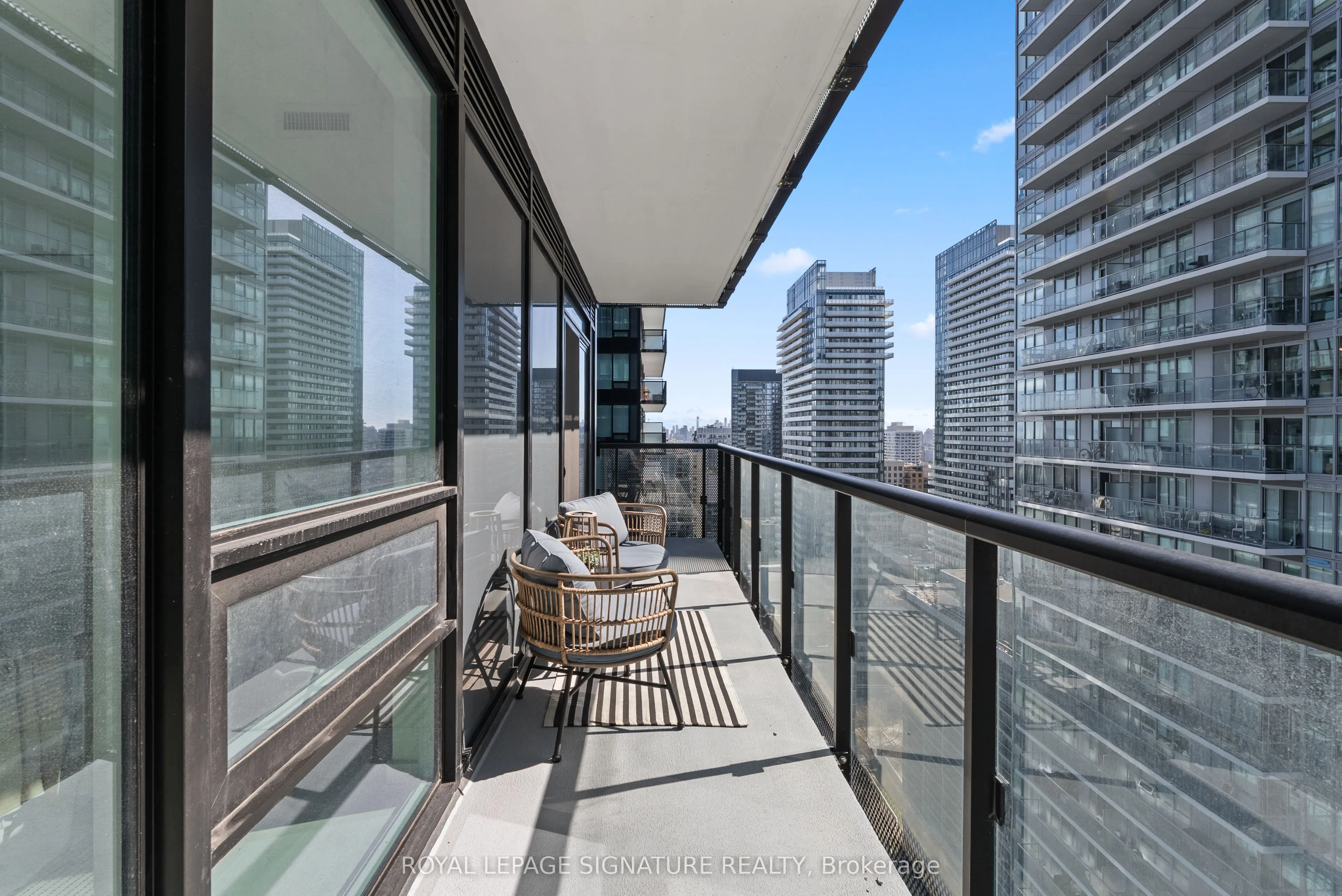 117 Broadway Avenue #3102