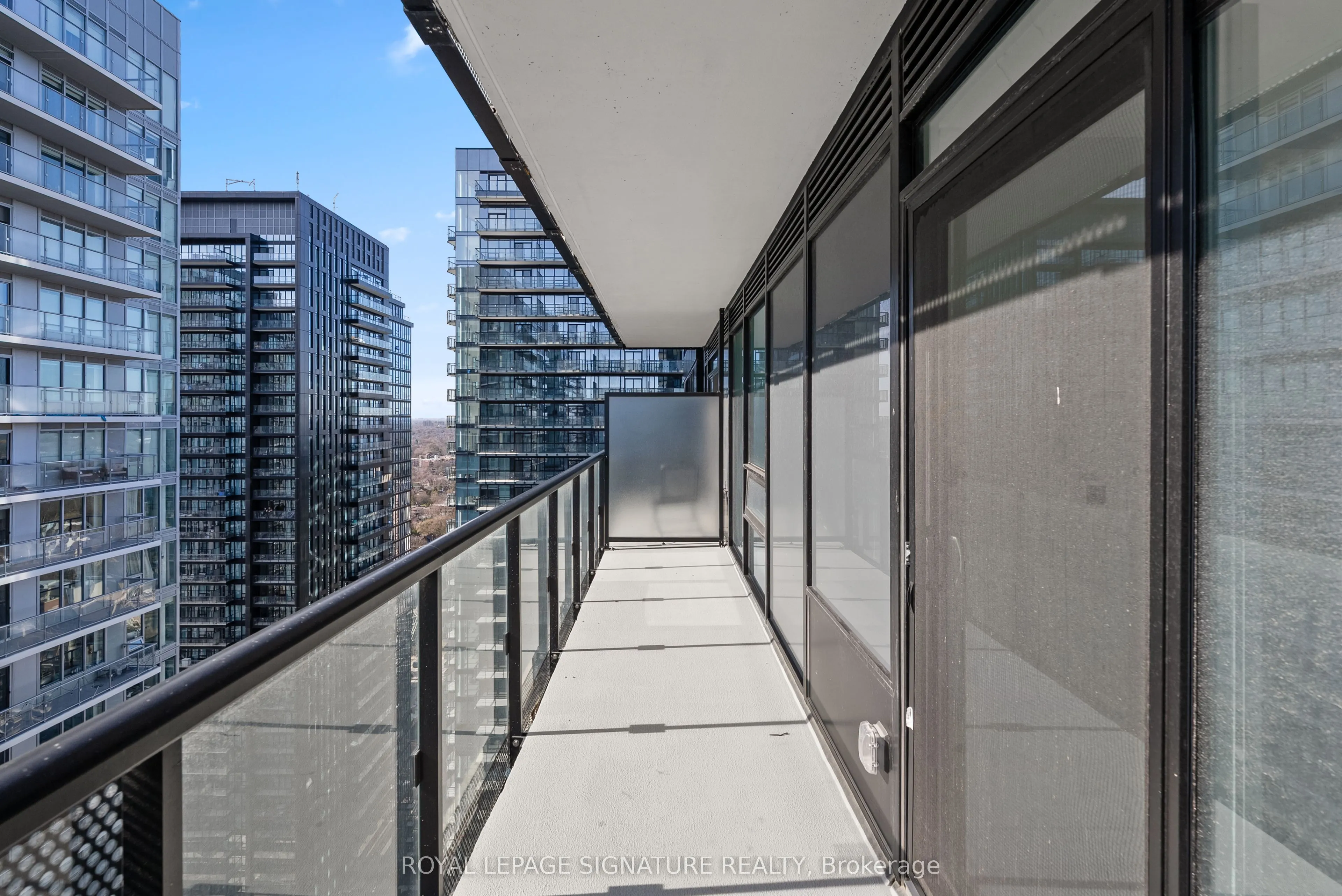 117 Broadway Avenue #3102