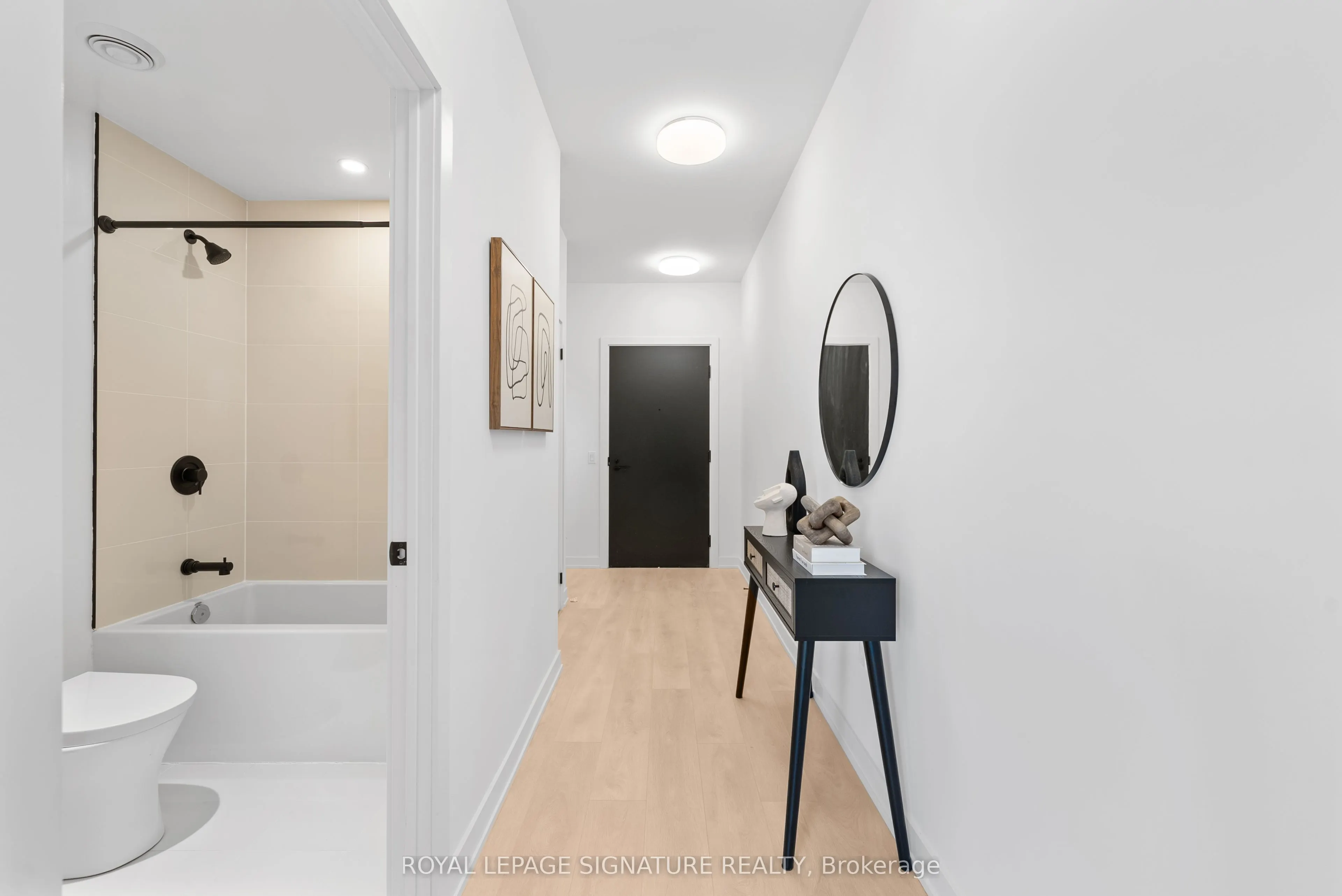 117 Broadway Avenue #3102