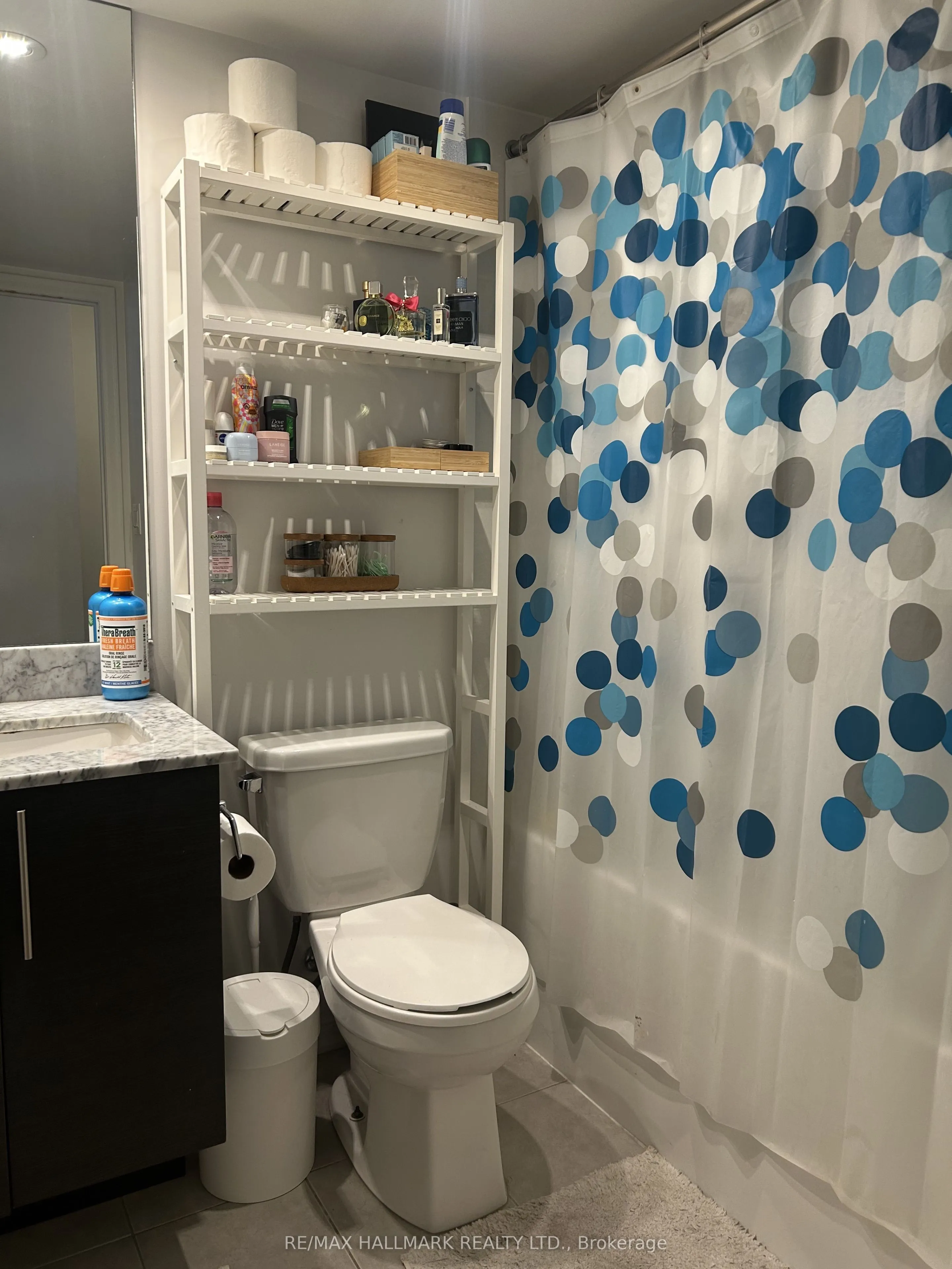 35 Bastion Street #1606