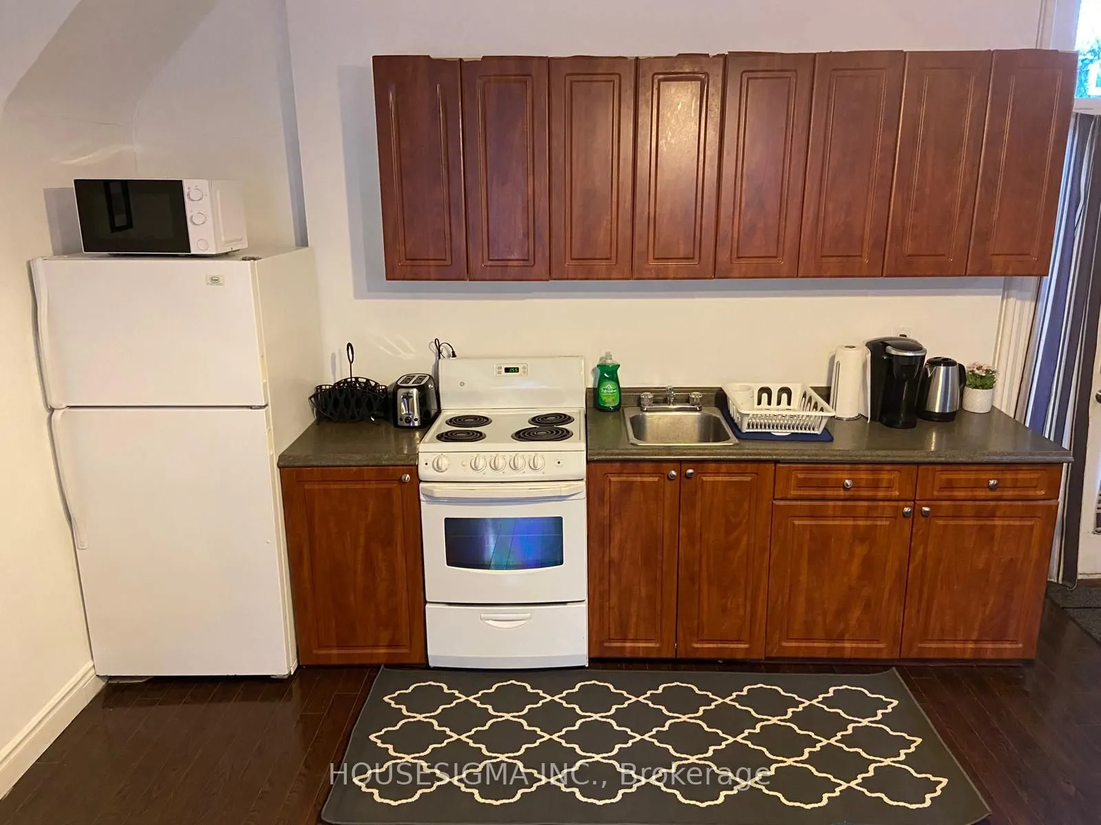 104 Pembroke Street #Main #1