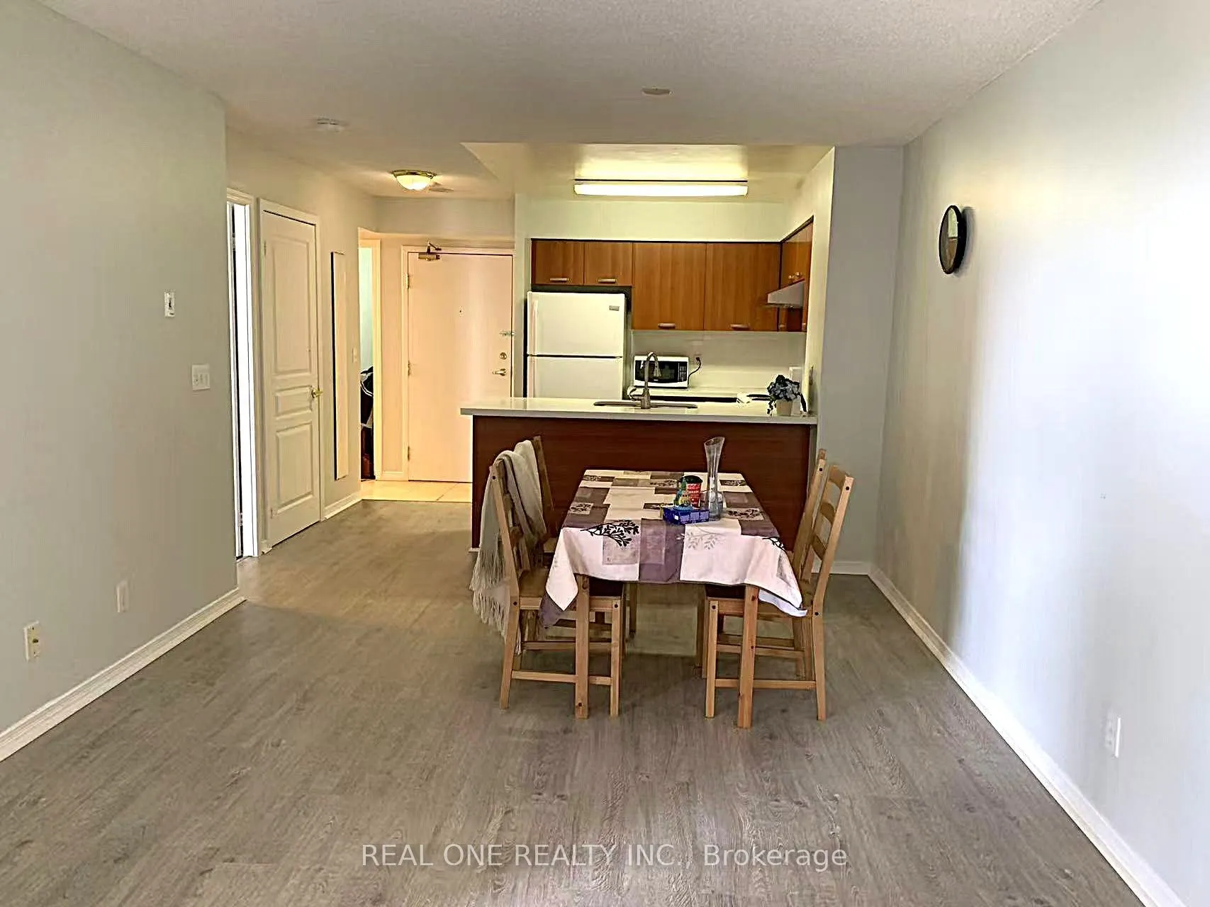 55 Harrison Garden Boulevard #1003