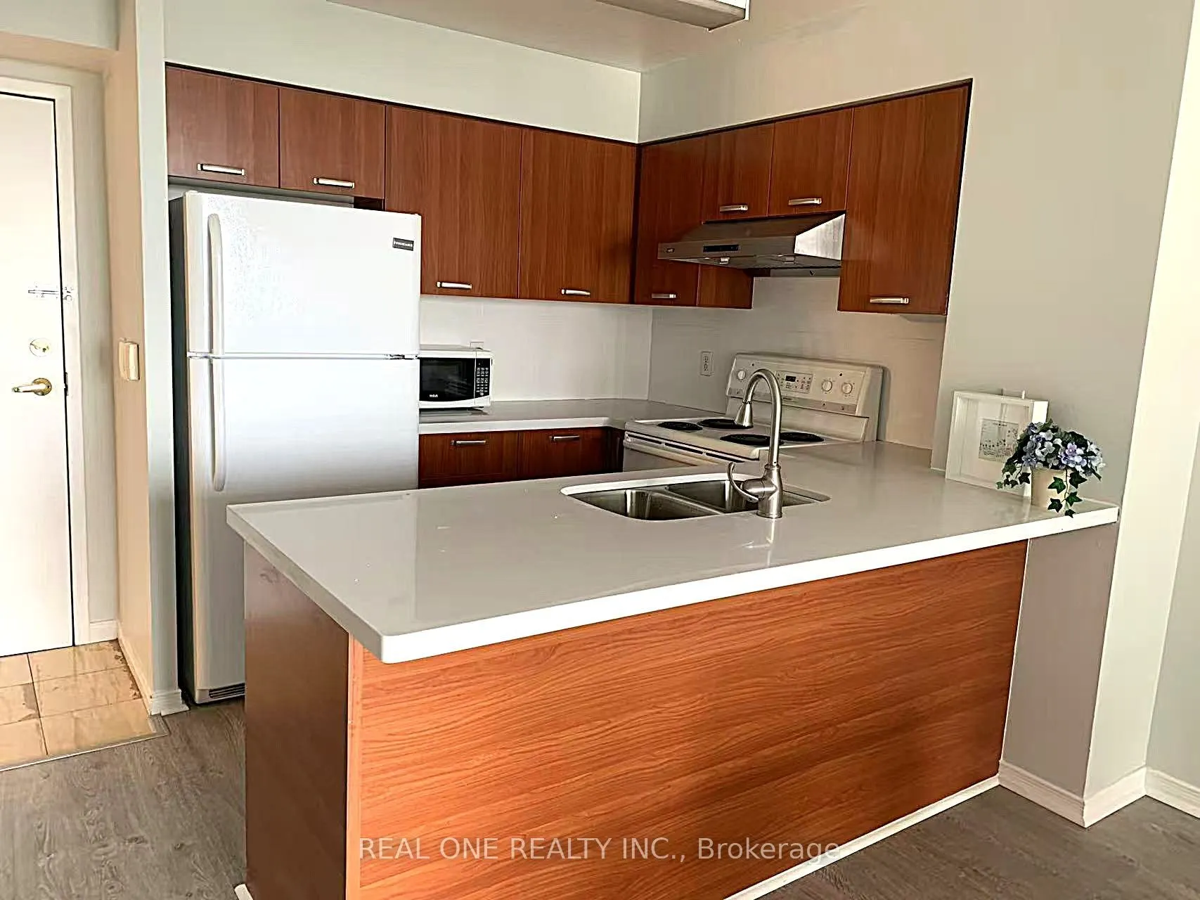 55 Harrison Garden Boulevard #1003