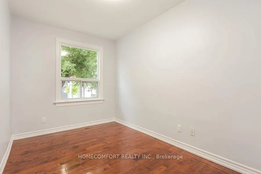 208 Manning Avenue