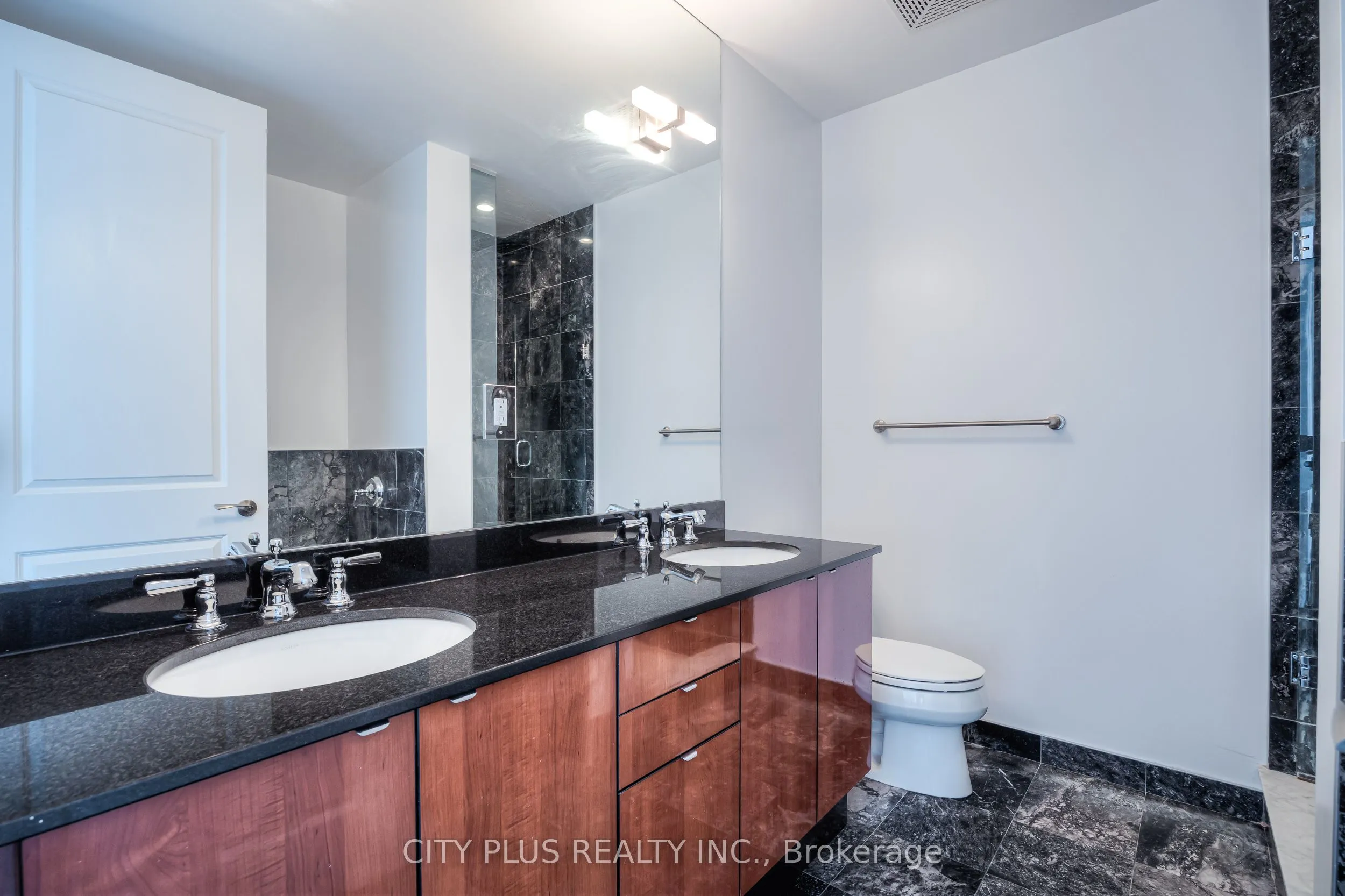1 Bedford Road #2804