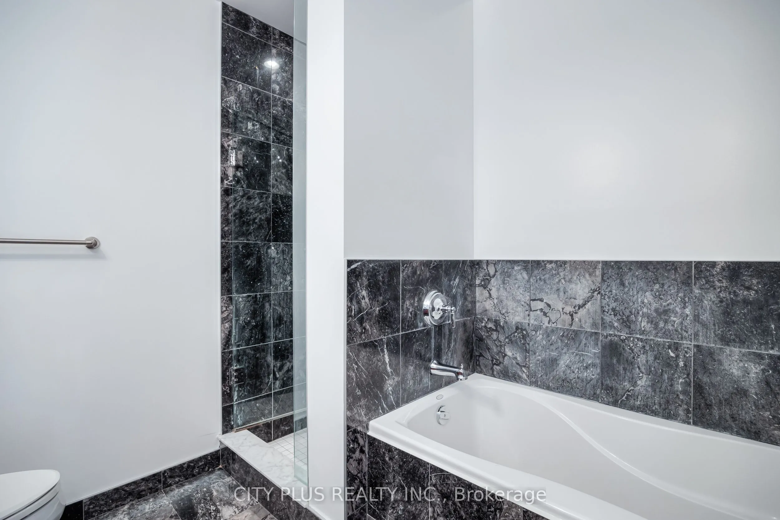1 Bedford Road #2804