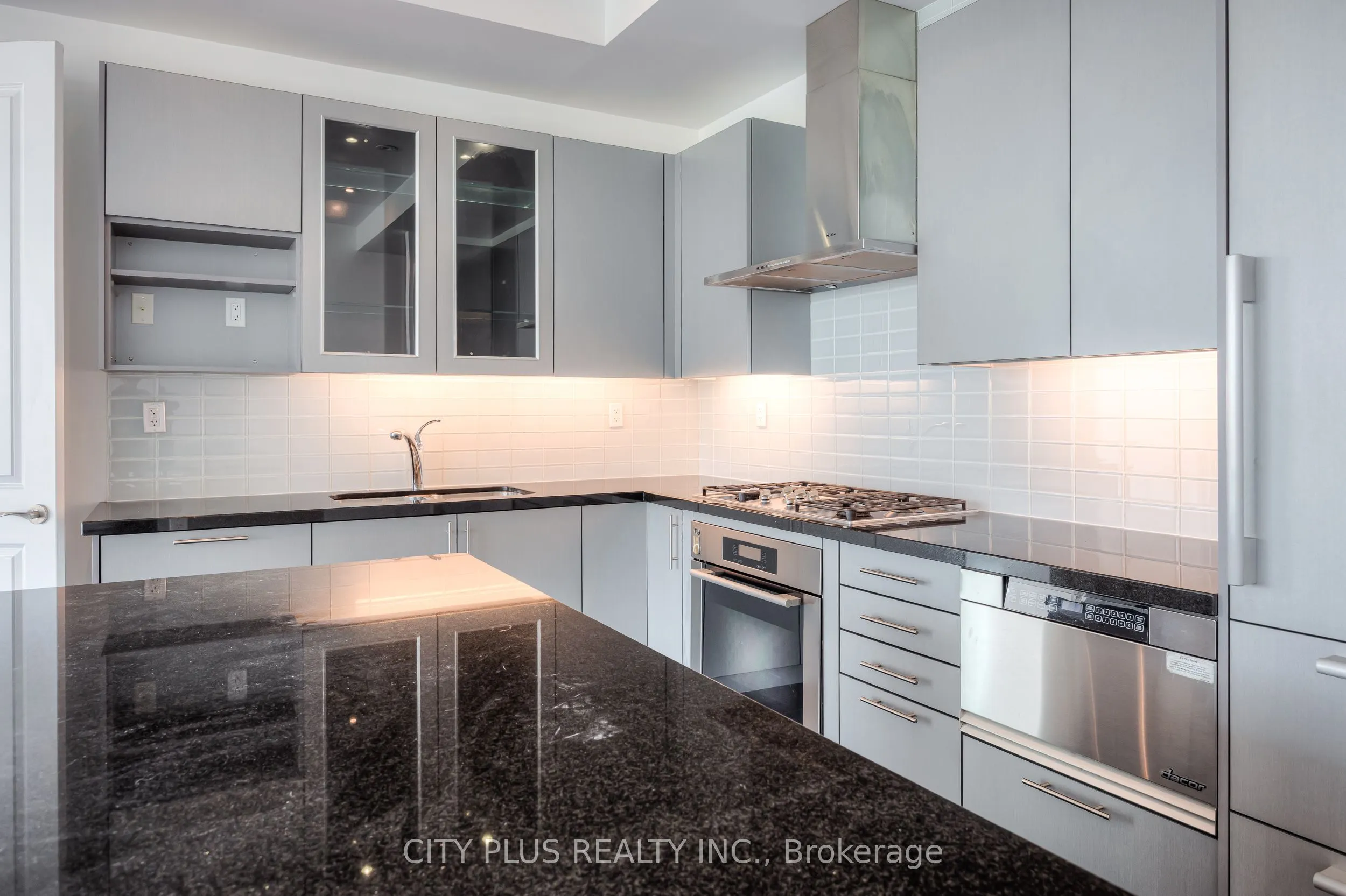 1 Bedford Road #2804