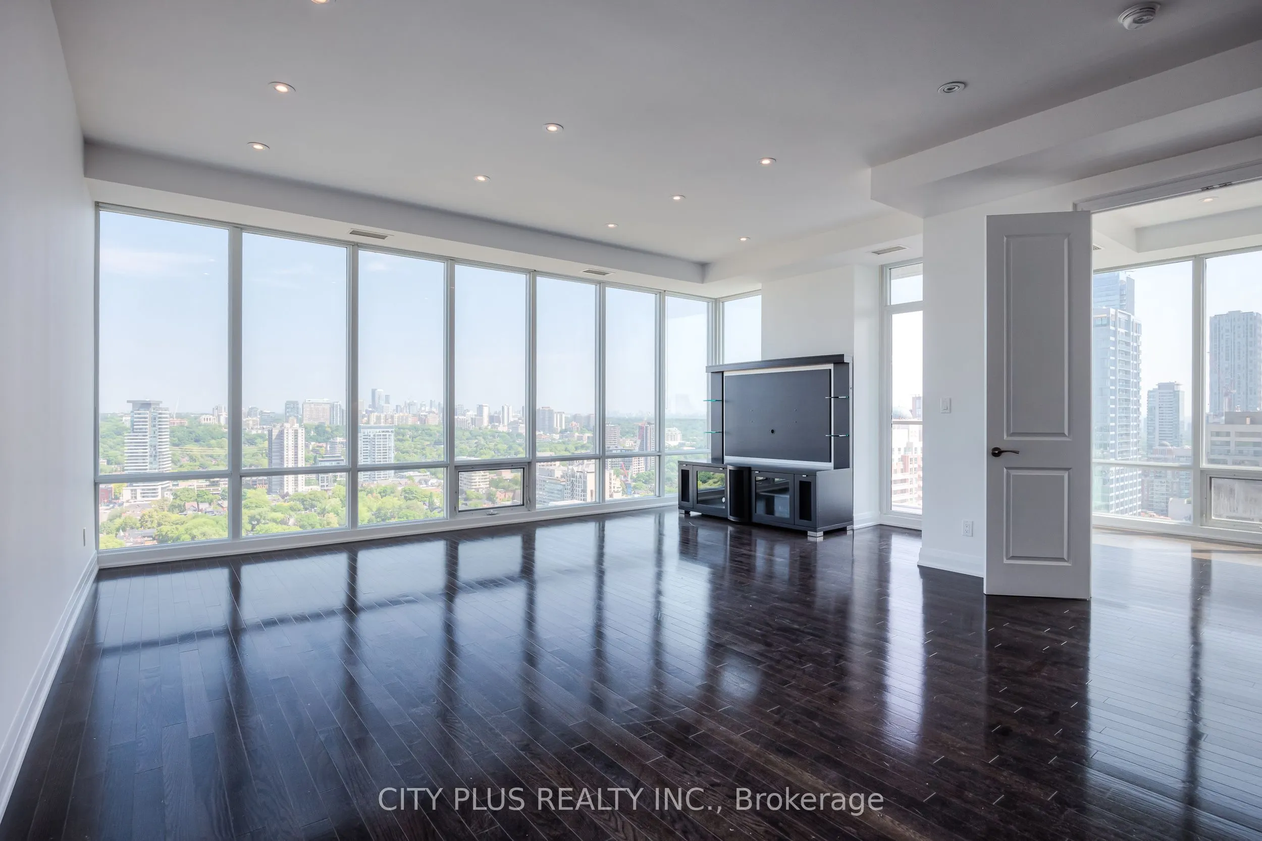1 Bedford Road #2804