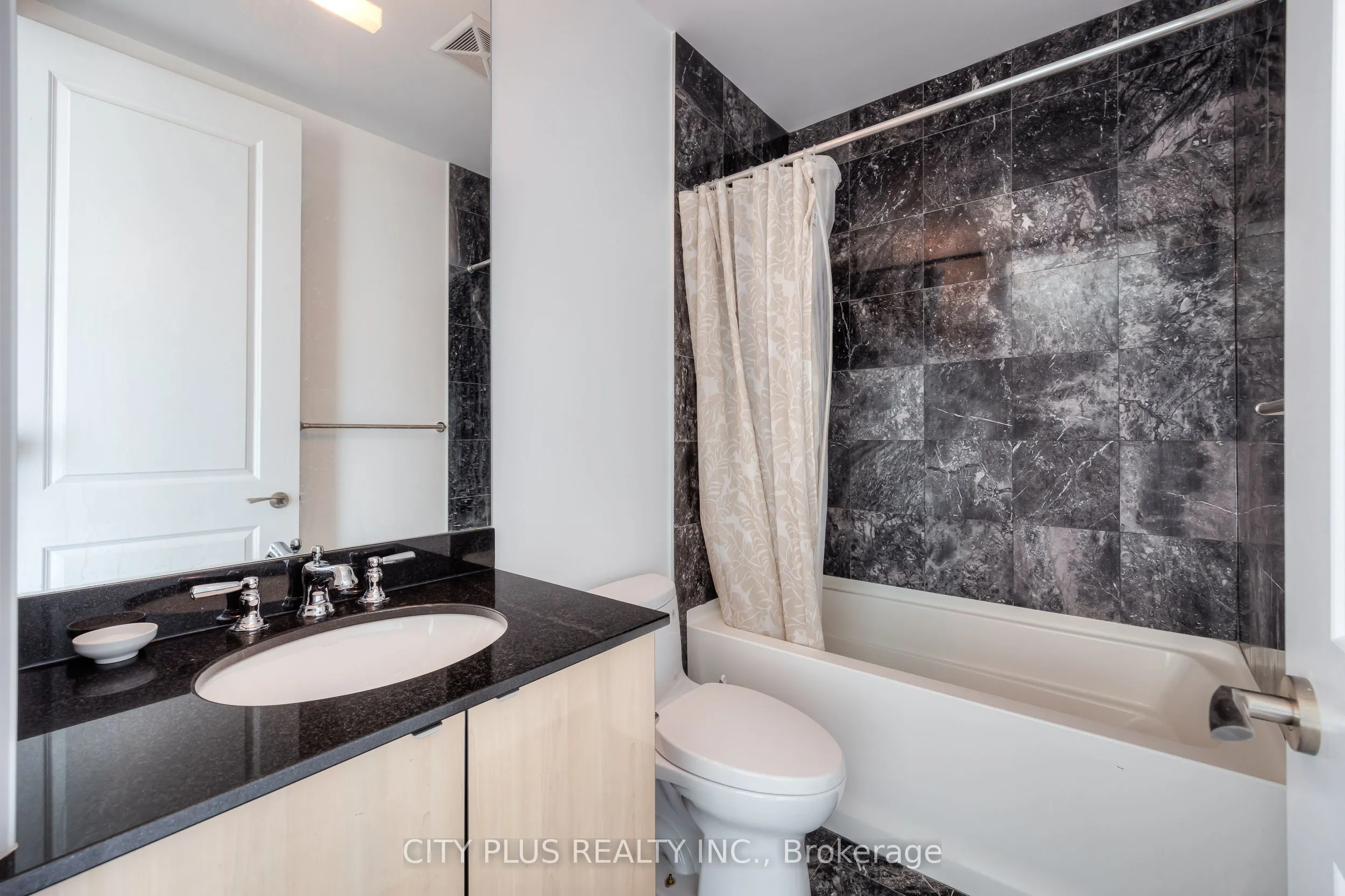 1 Bedford Road #2804