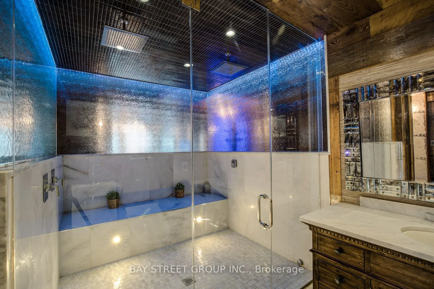 68 Yorkville Avenue #301