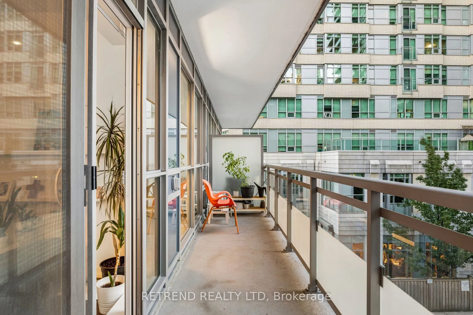98 Lillian Street #214