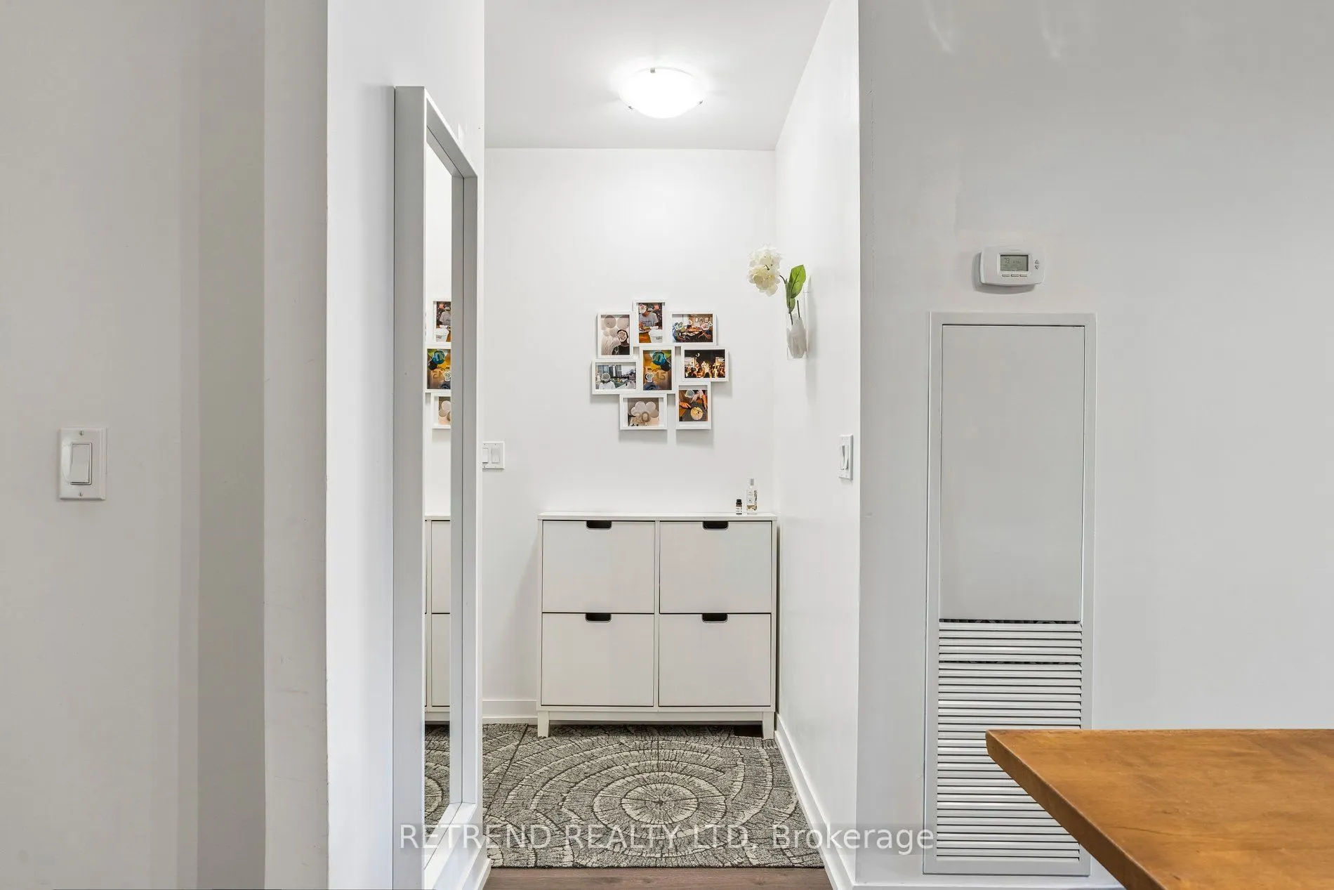 98 Lillian Street #214