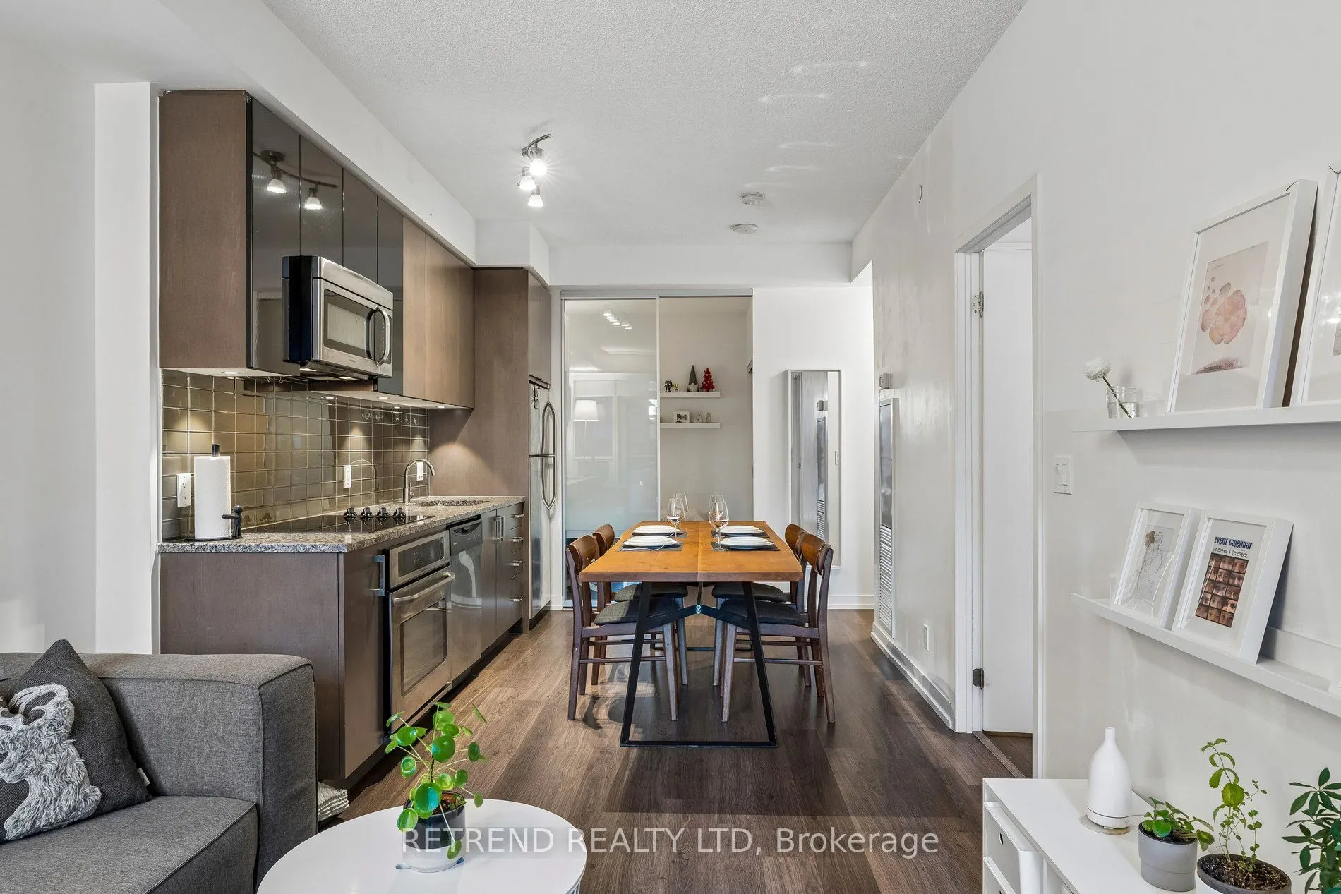 98 Lillian Street #214