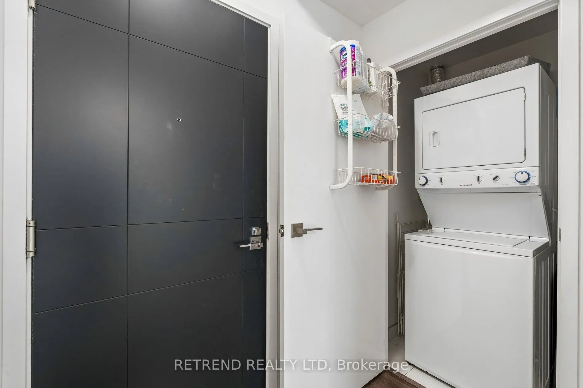 98 Lillian Street #214