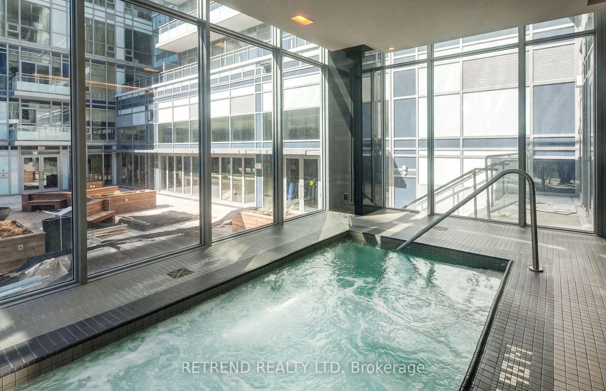 98 Lillian Street #214