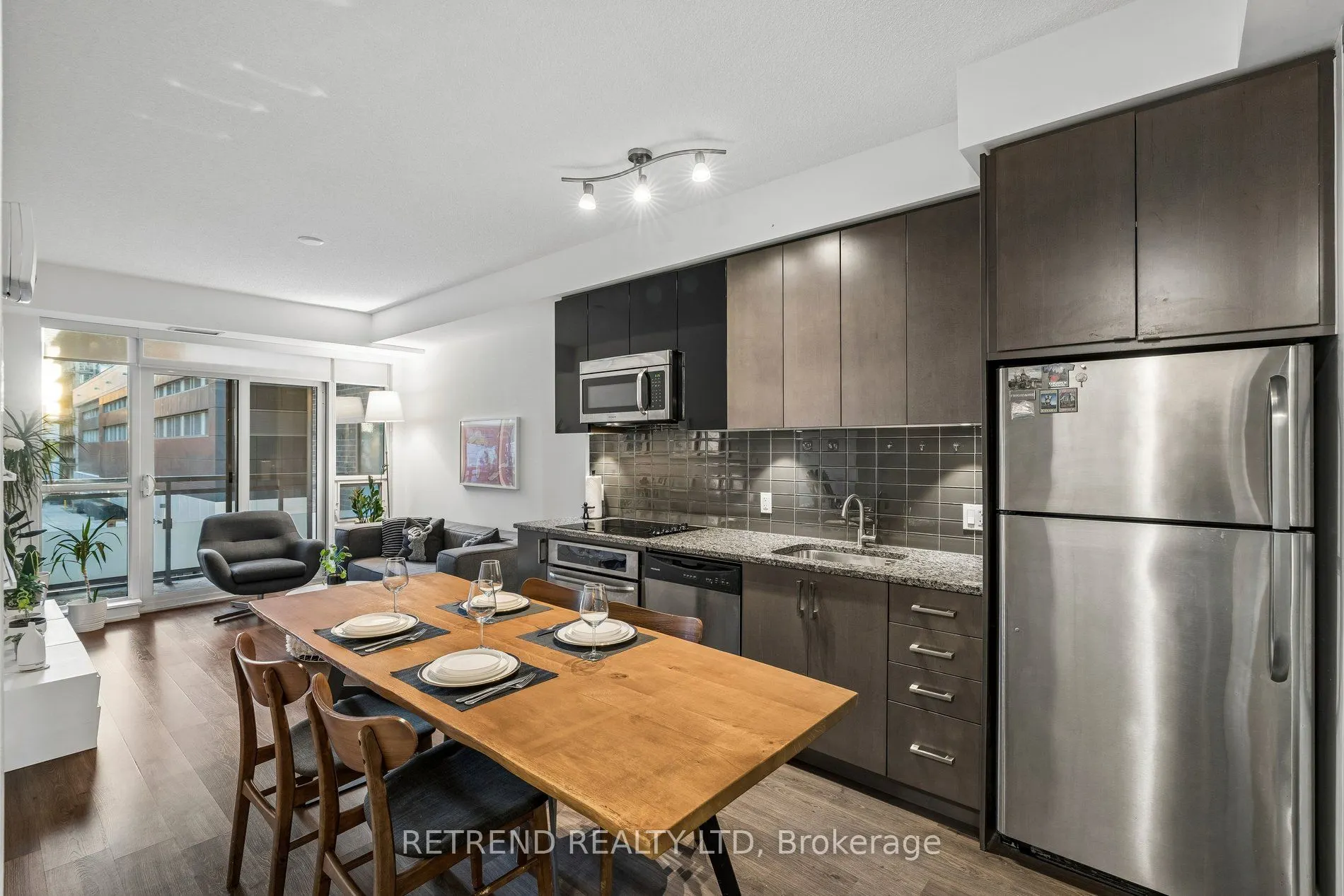 98 Lillian Street #214