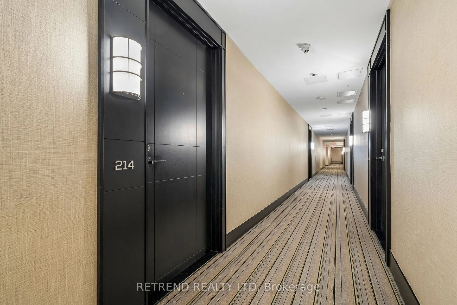 98 Lillian Street #214