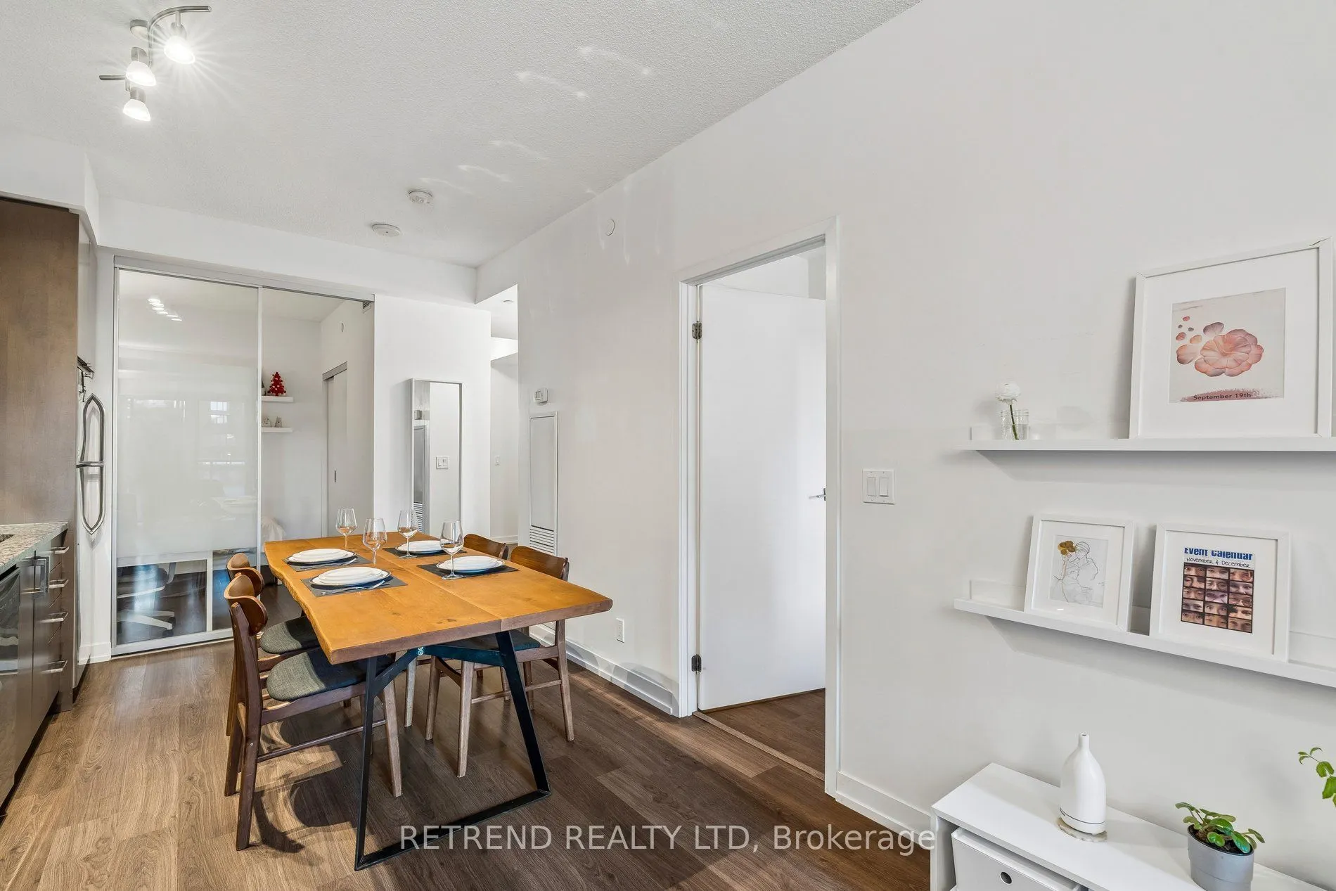 98 Lillian Street #214