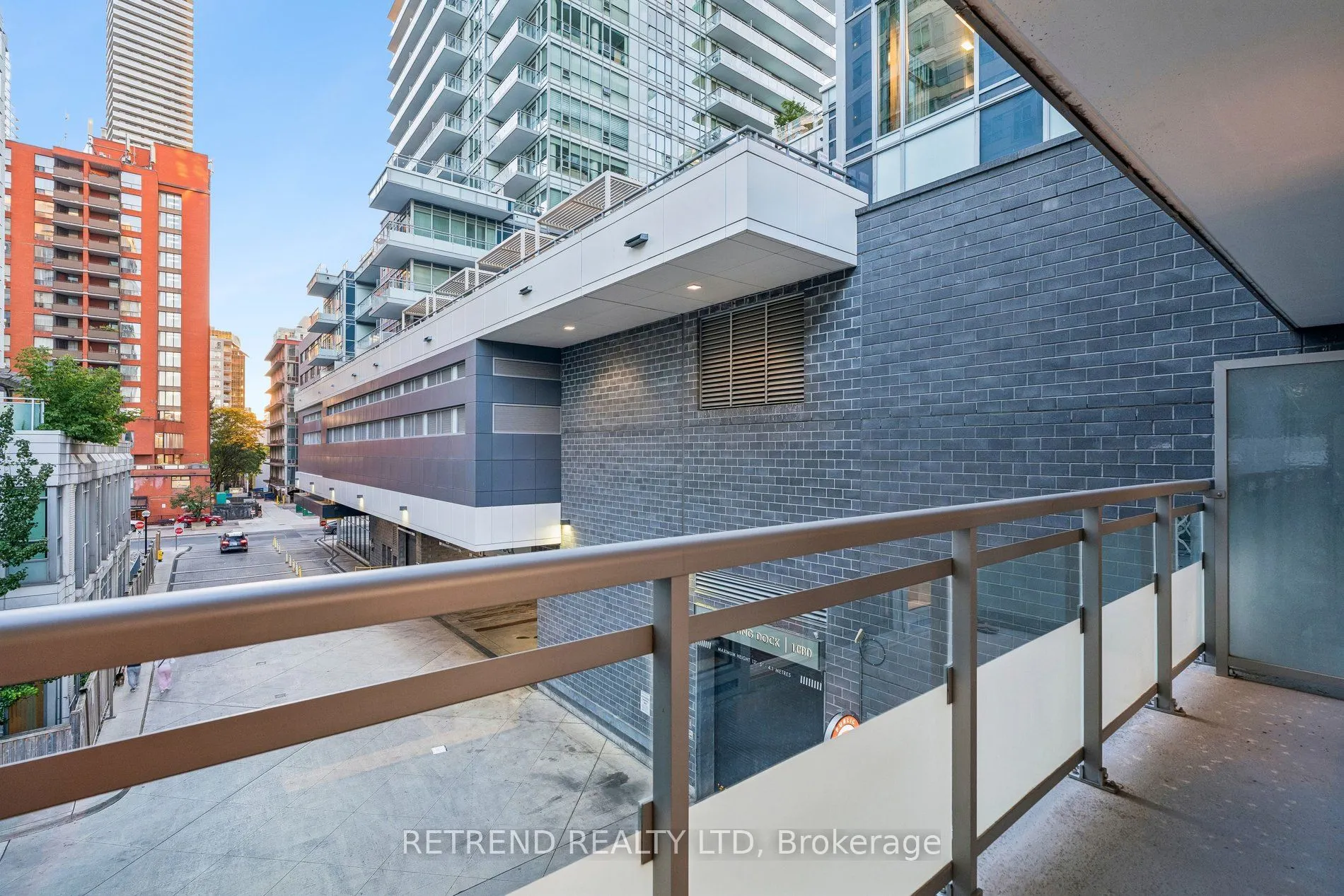 98 Lillian Street #214