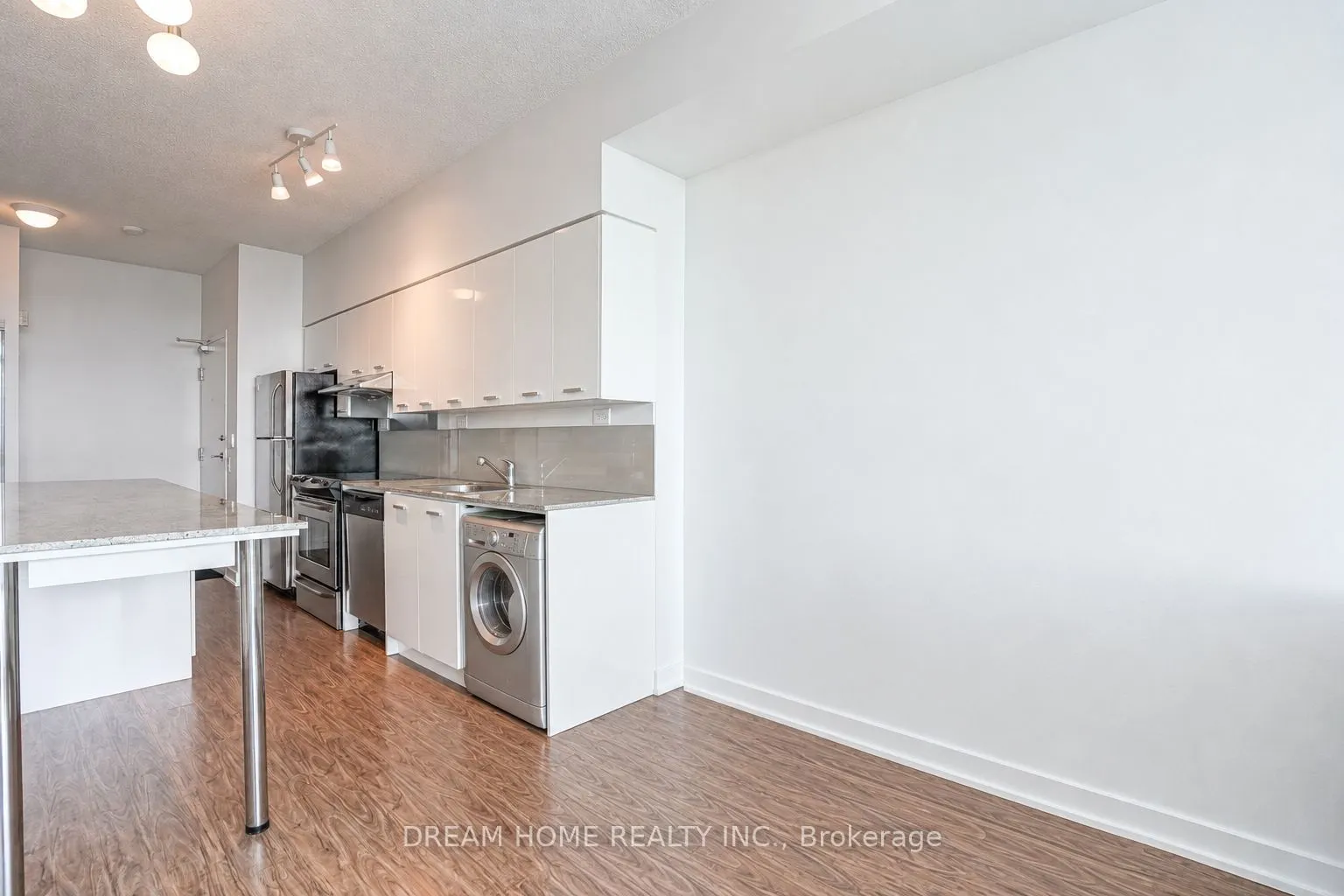 29 Singer Court #2515
