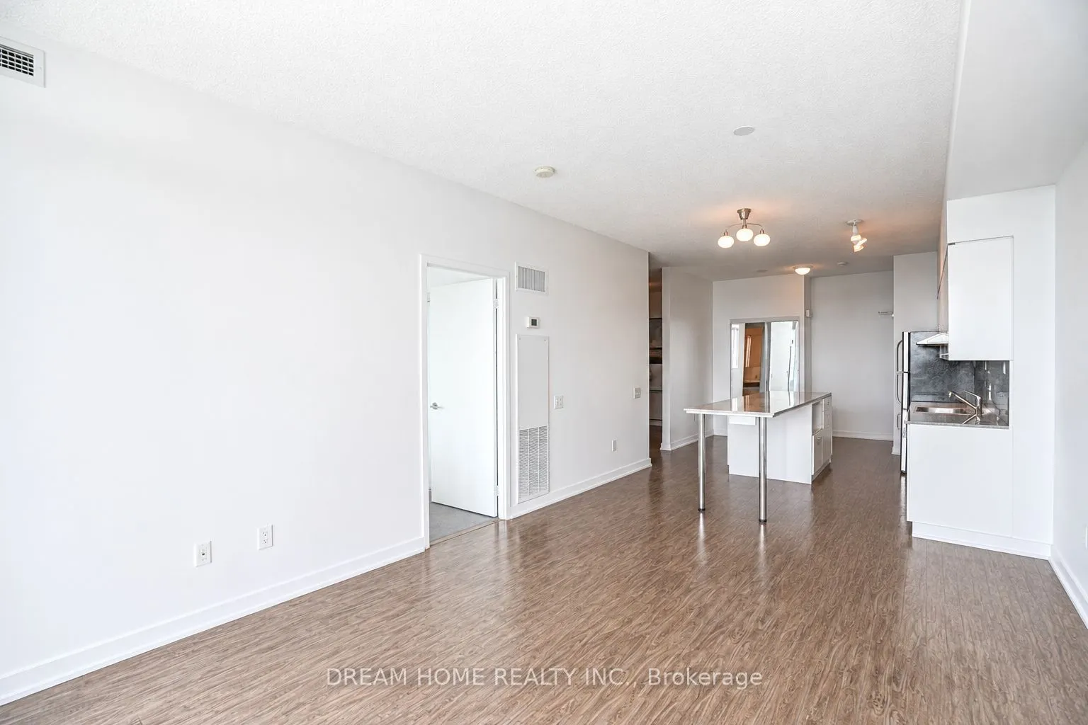 29 Singer Court #2515