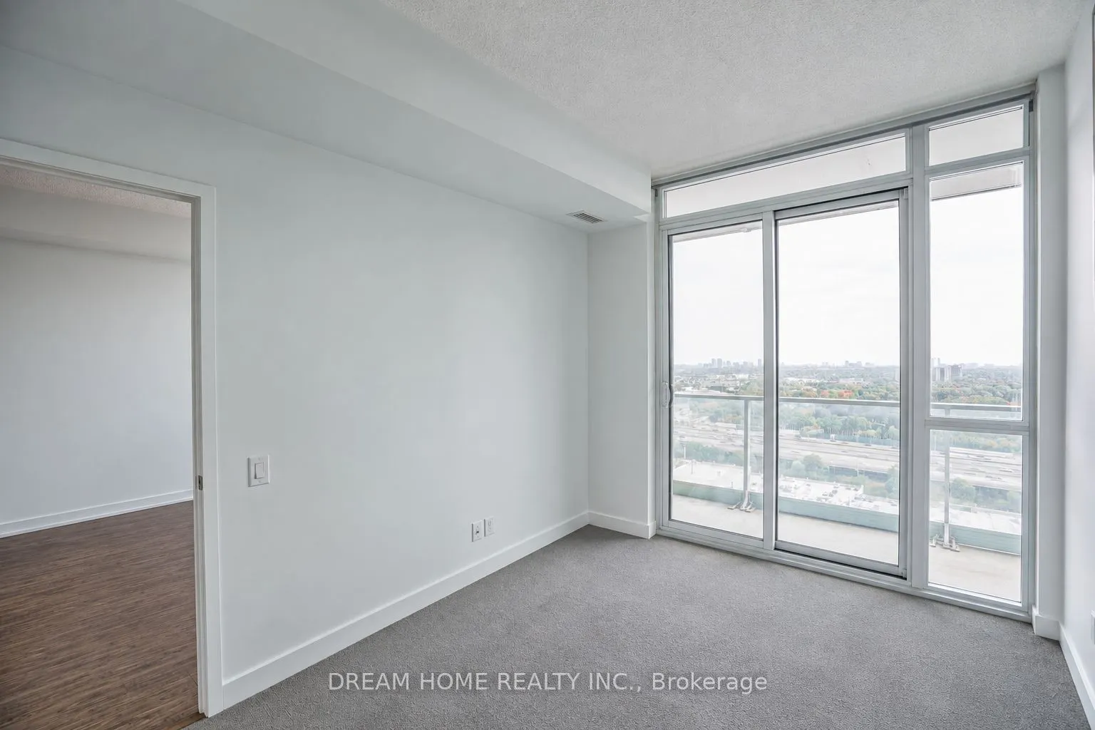 29 Singer Court #2515