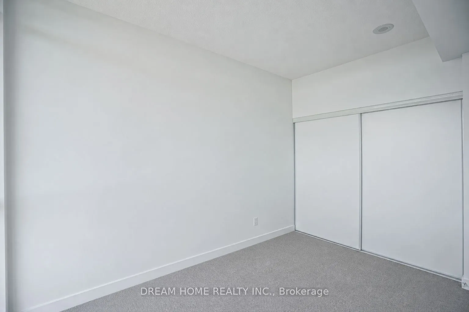 29 Singer Court #2515
