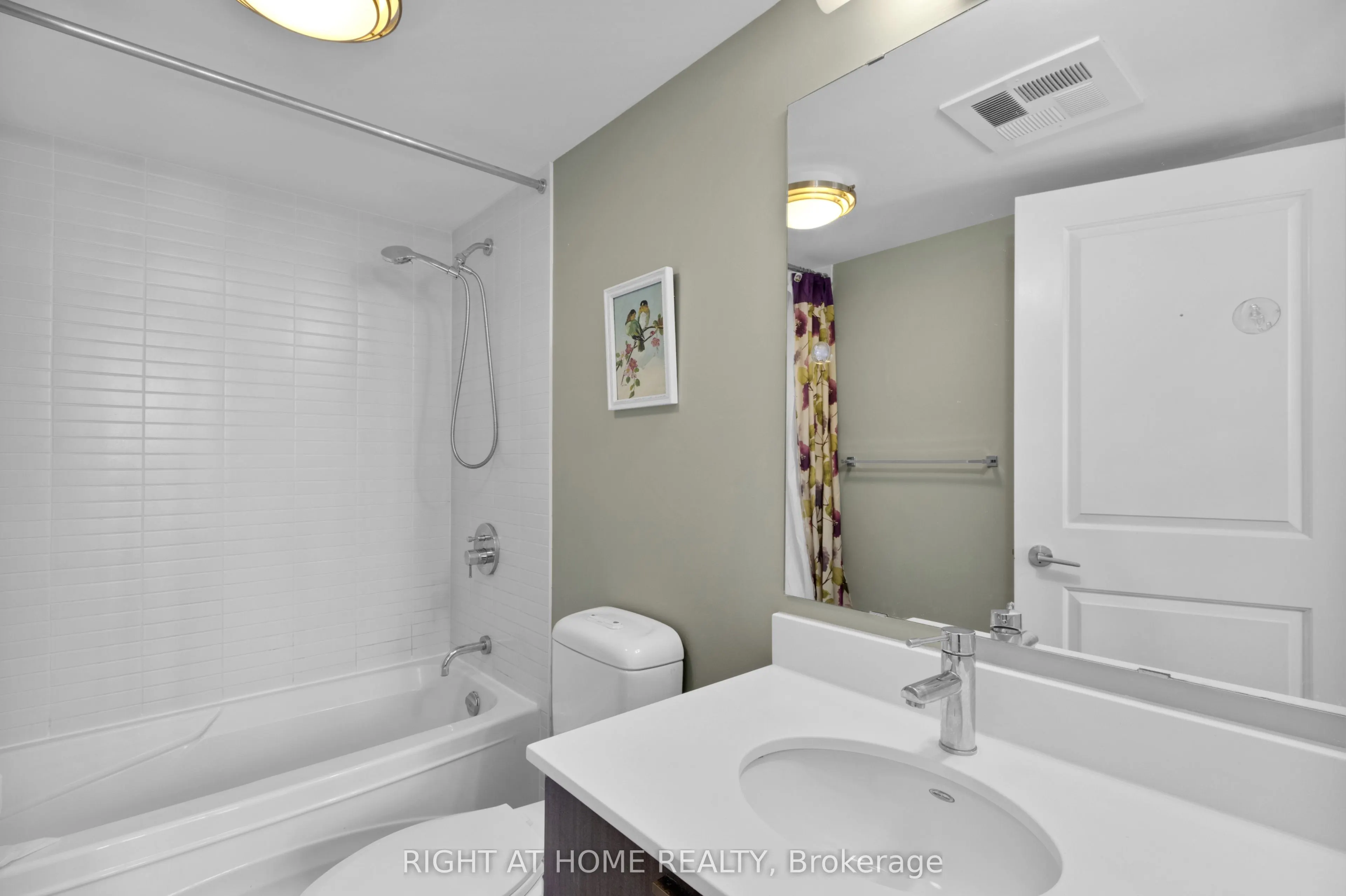 23 Sheppard Avenue E #904