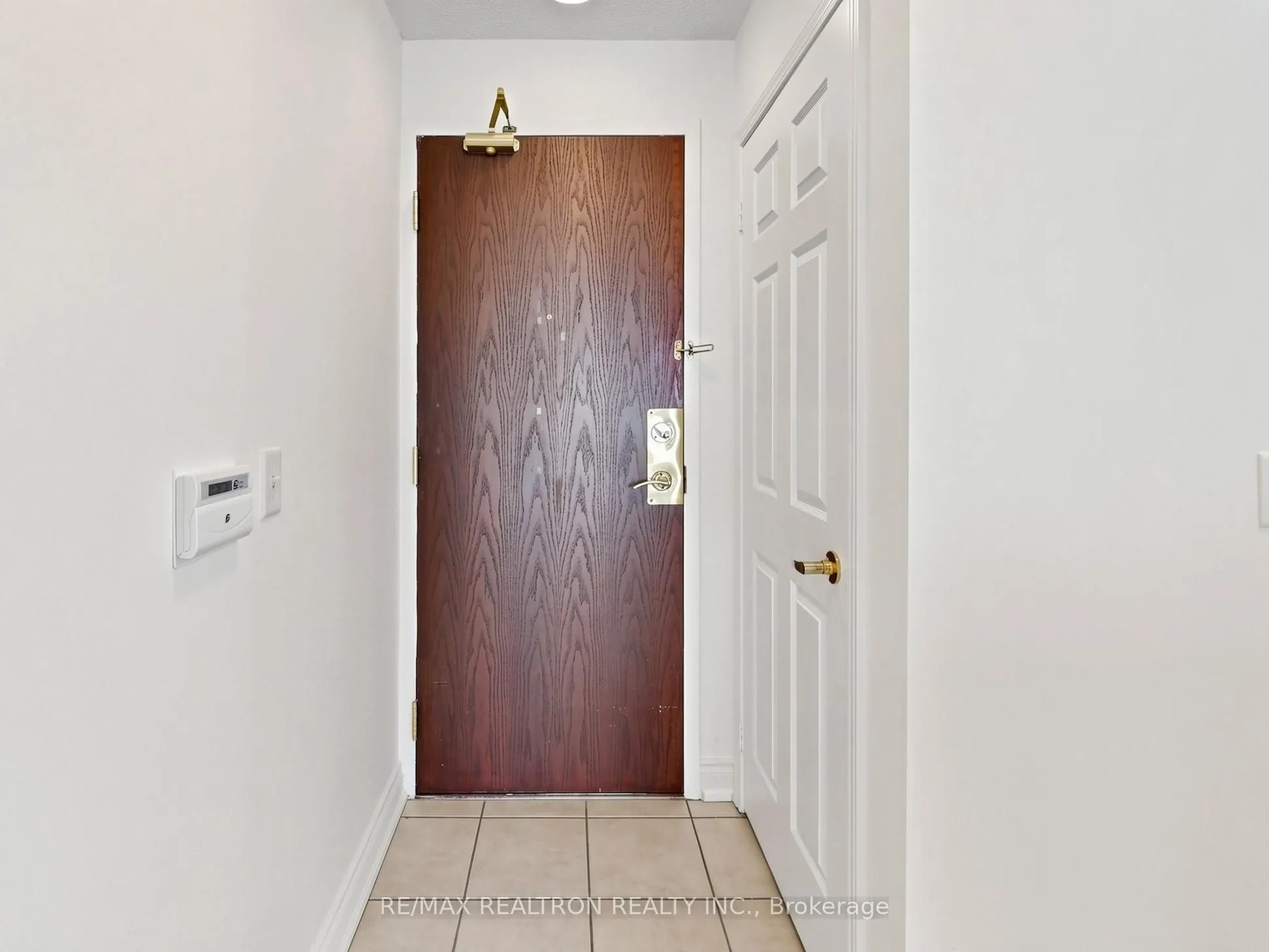 20 Olive Avenue #LPH03