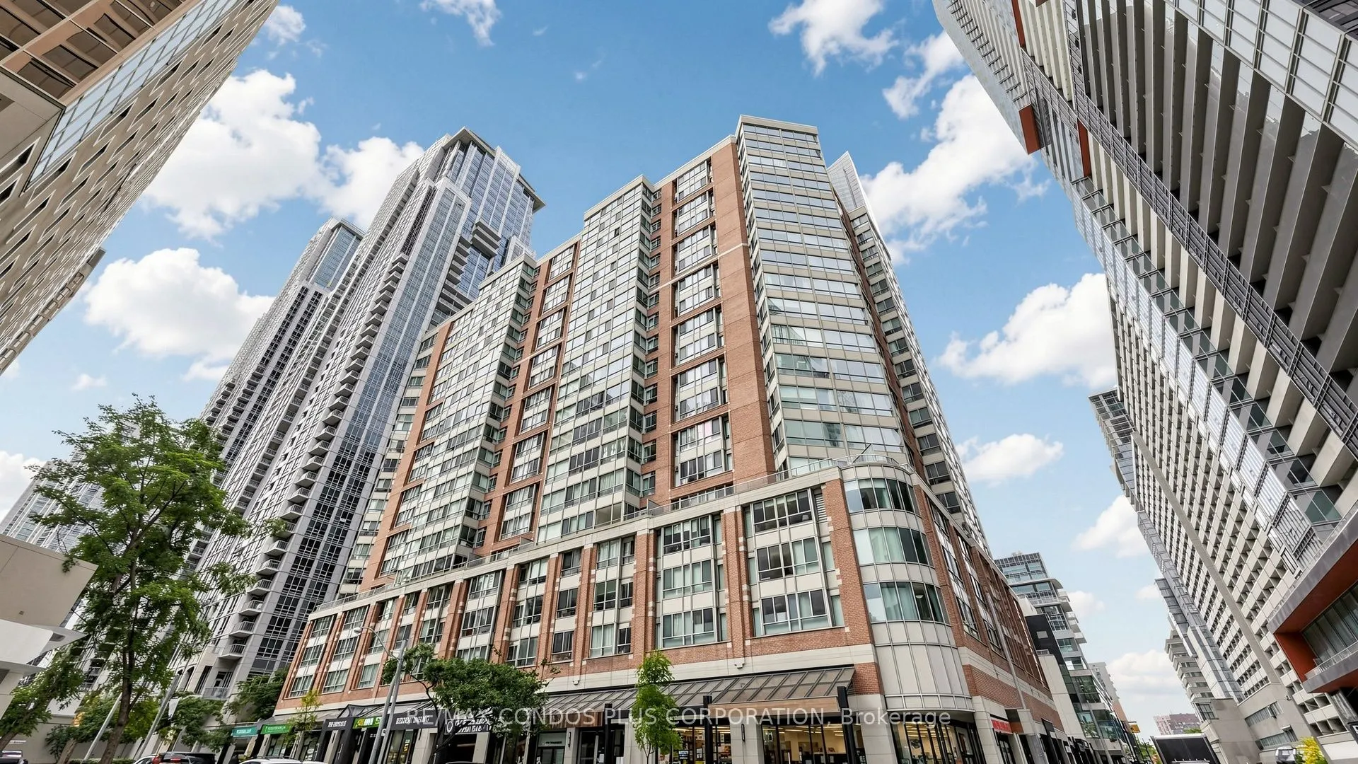 717 Bay Street #702