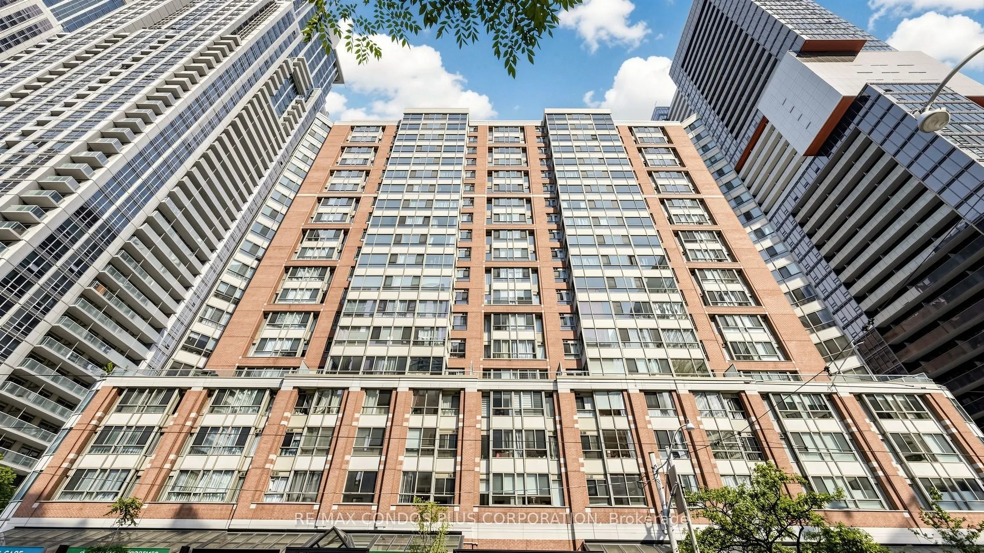 717 Bay Street #702