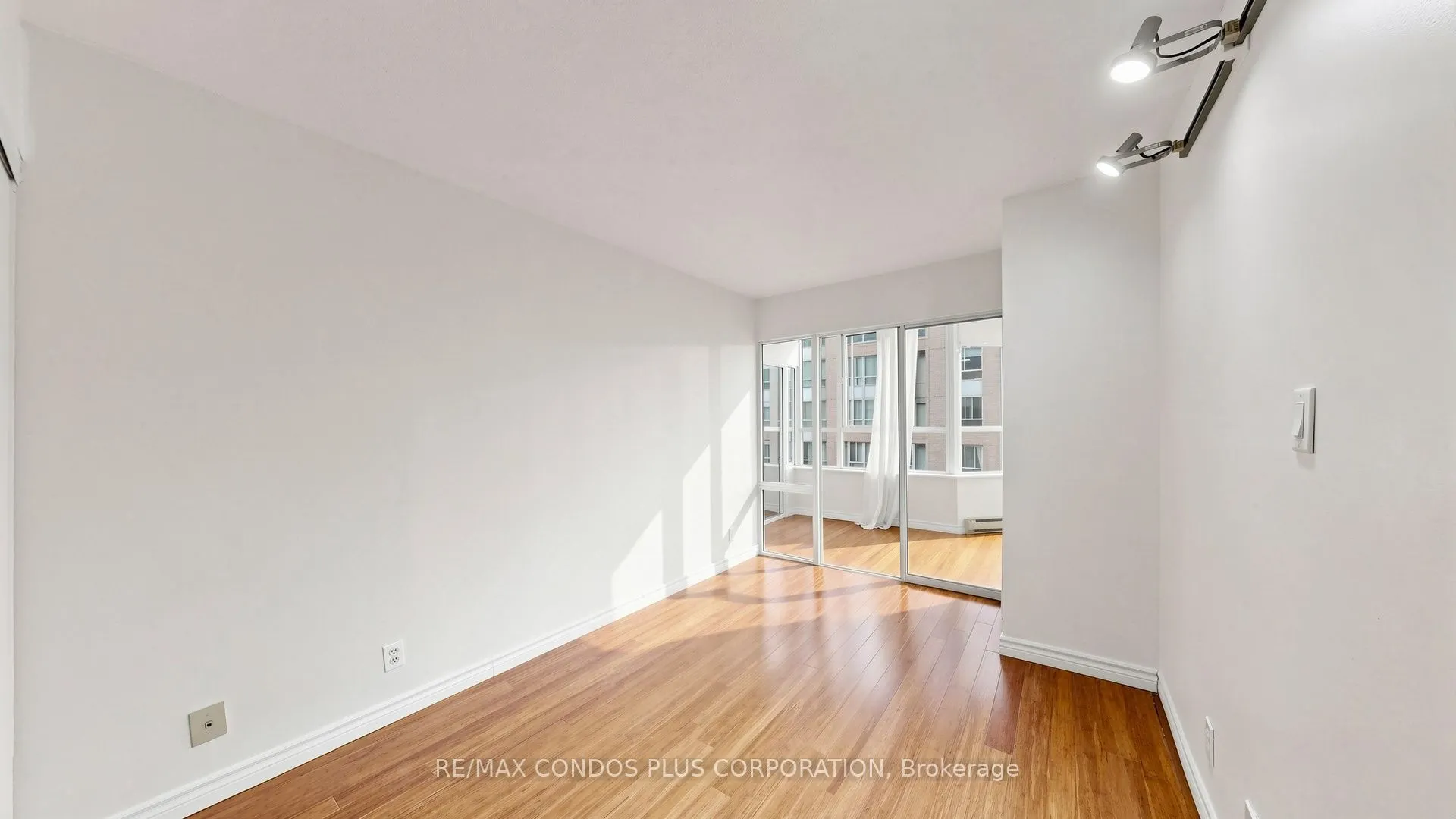 717 Bay Street #702